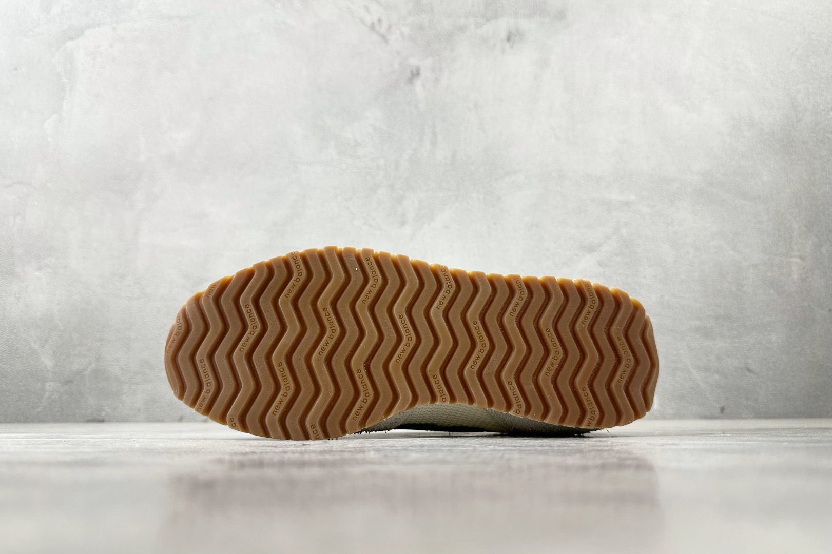 New Balance Basic Shoes White L