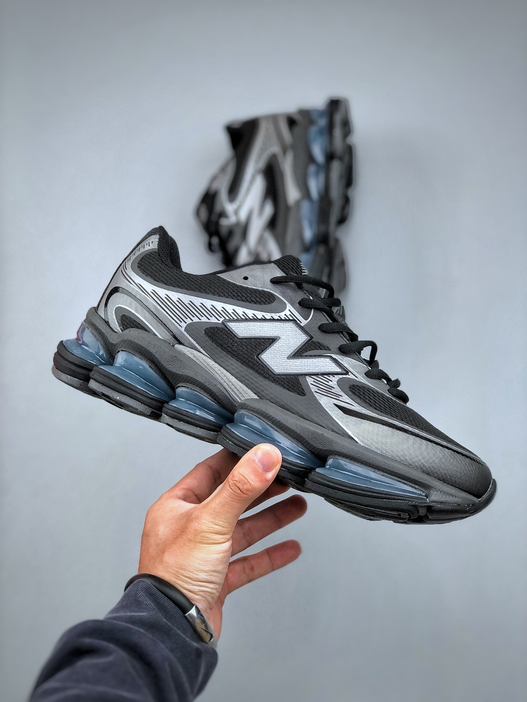 New Balance Sneakers L