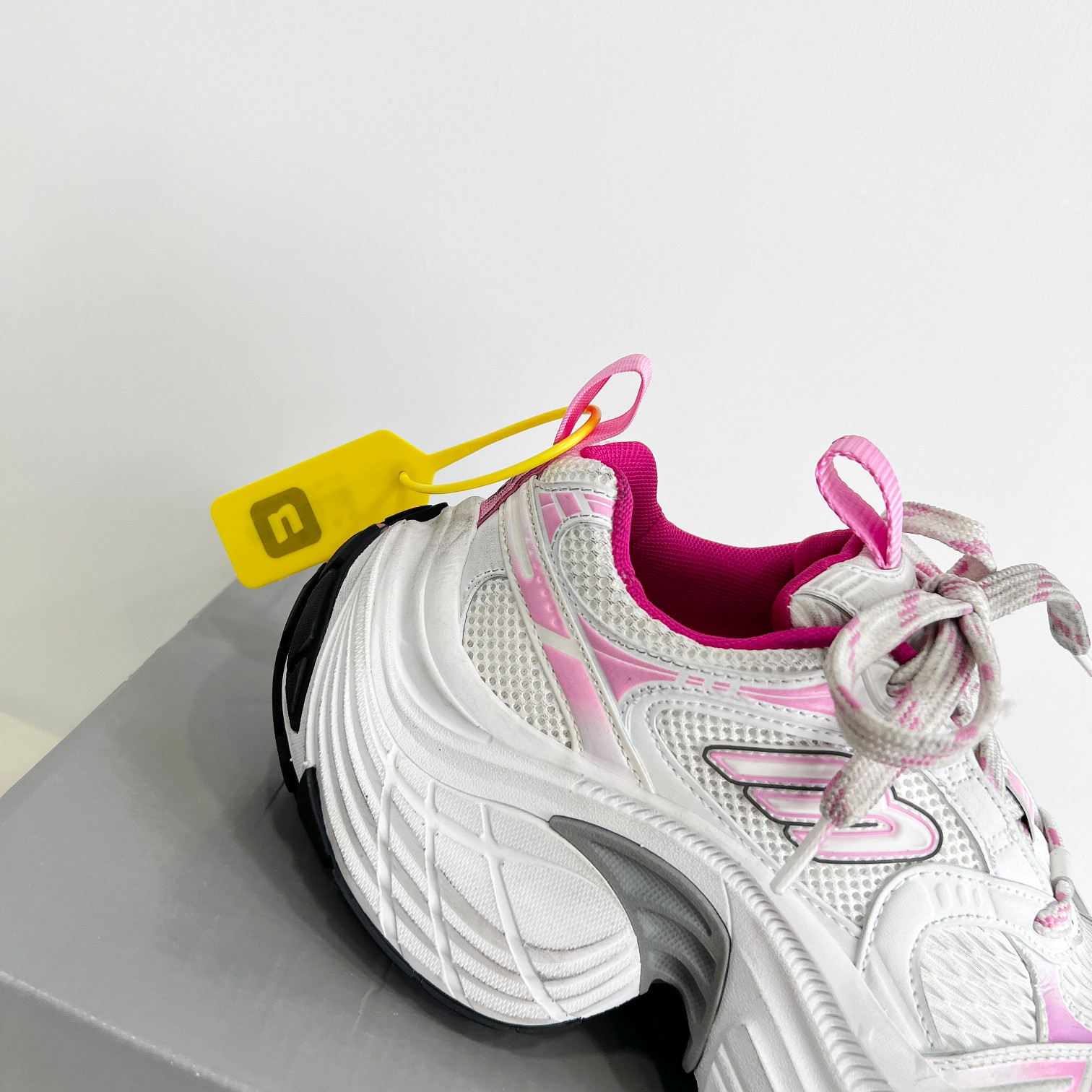 Balenciaga Sneakers Breathable L-s-xl