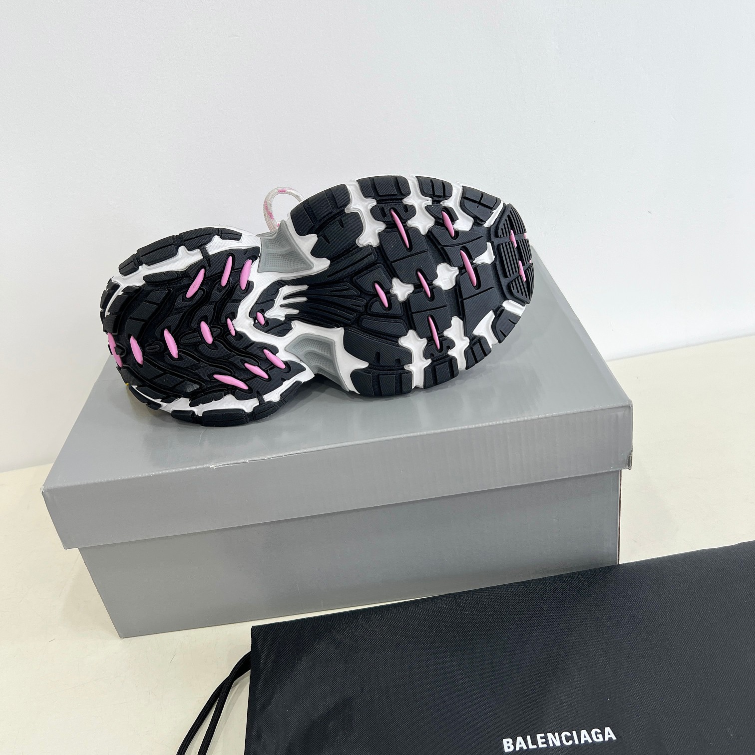 Balenciaga Sneakers Breathable L-s-xl