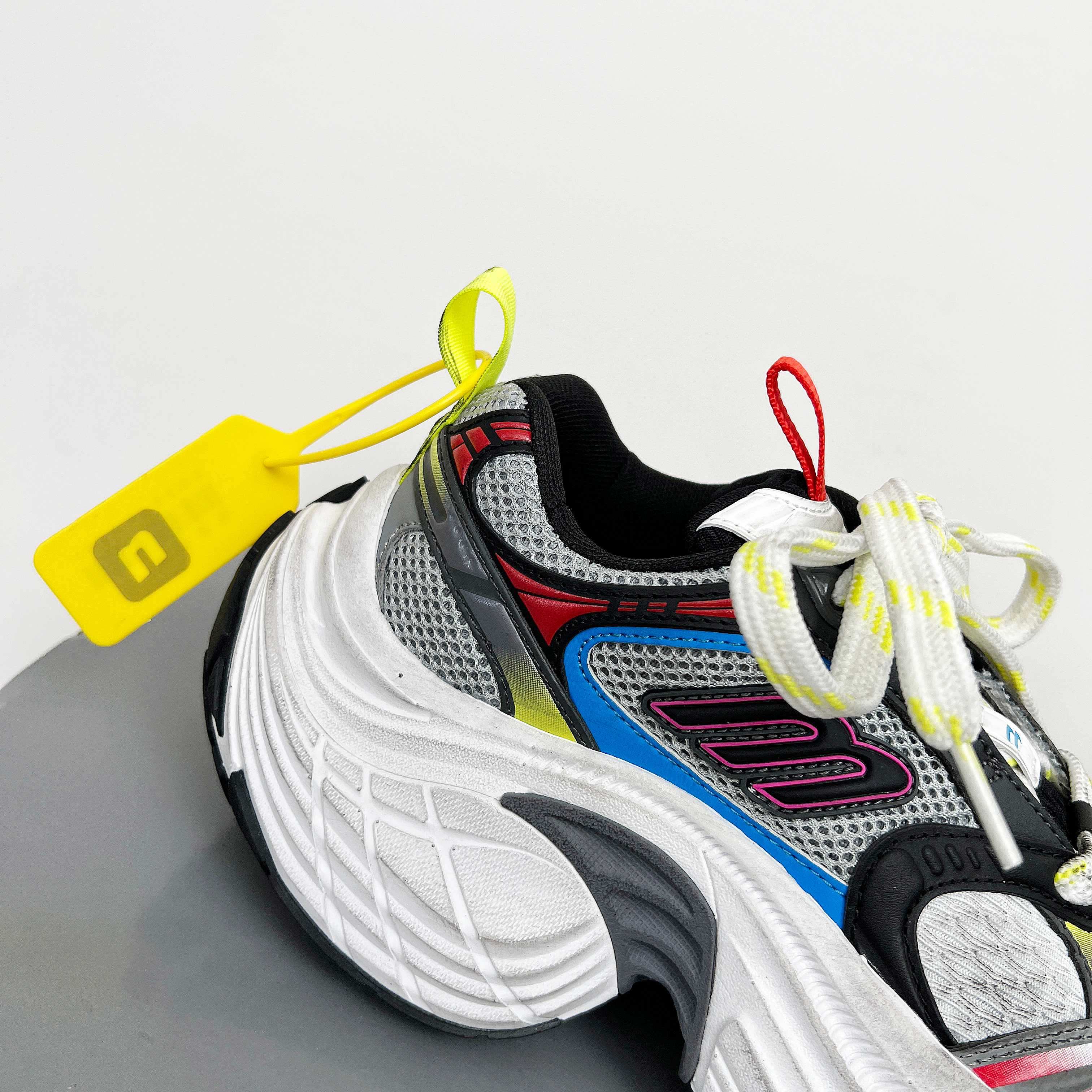 Balenciaga Sneakers Breathable L-s-xl