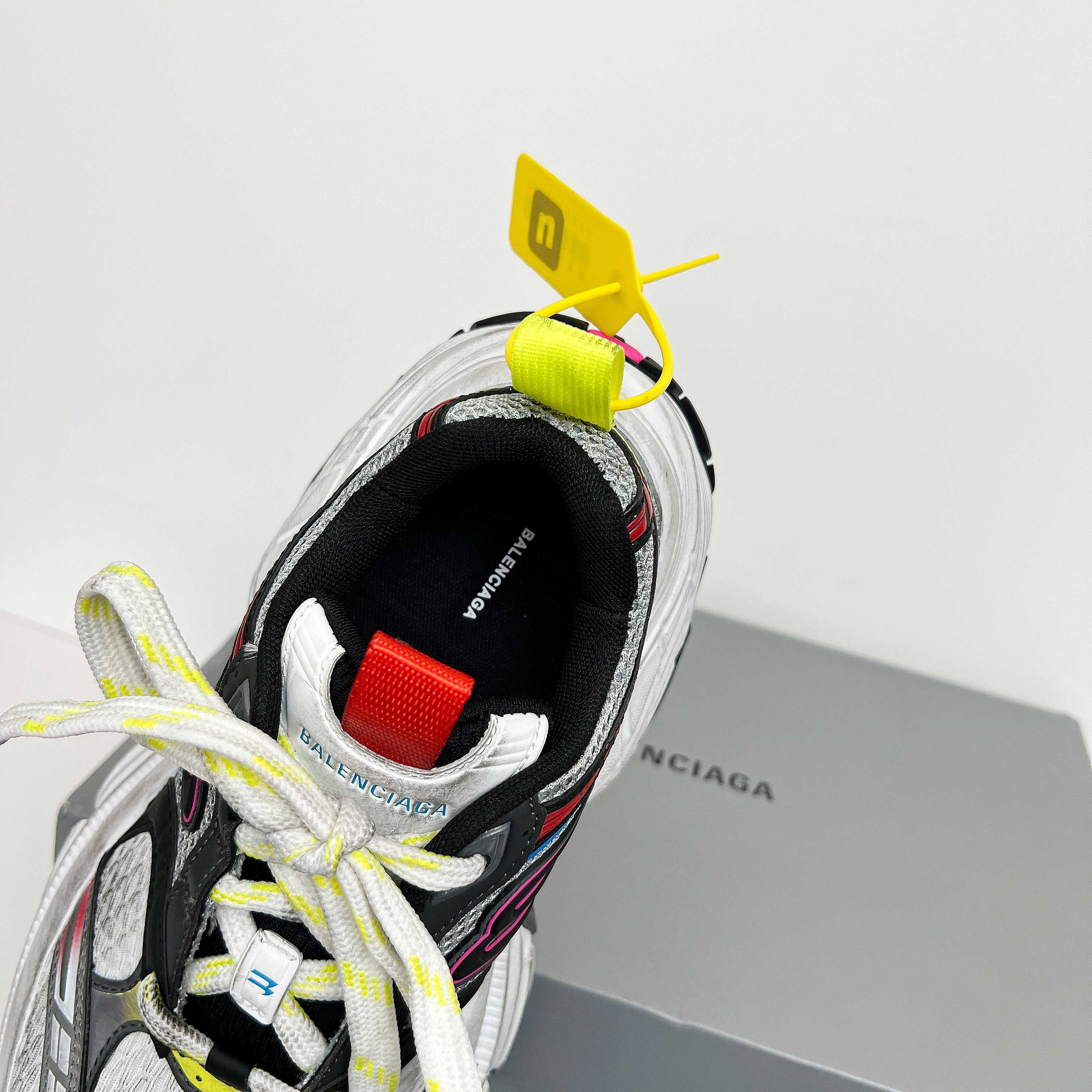 Balenciaga Sneakers Breathable L-s-xl