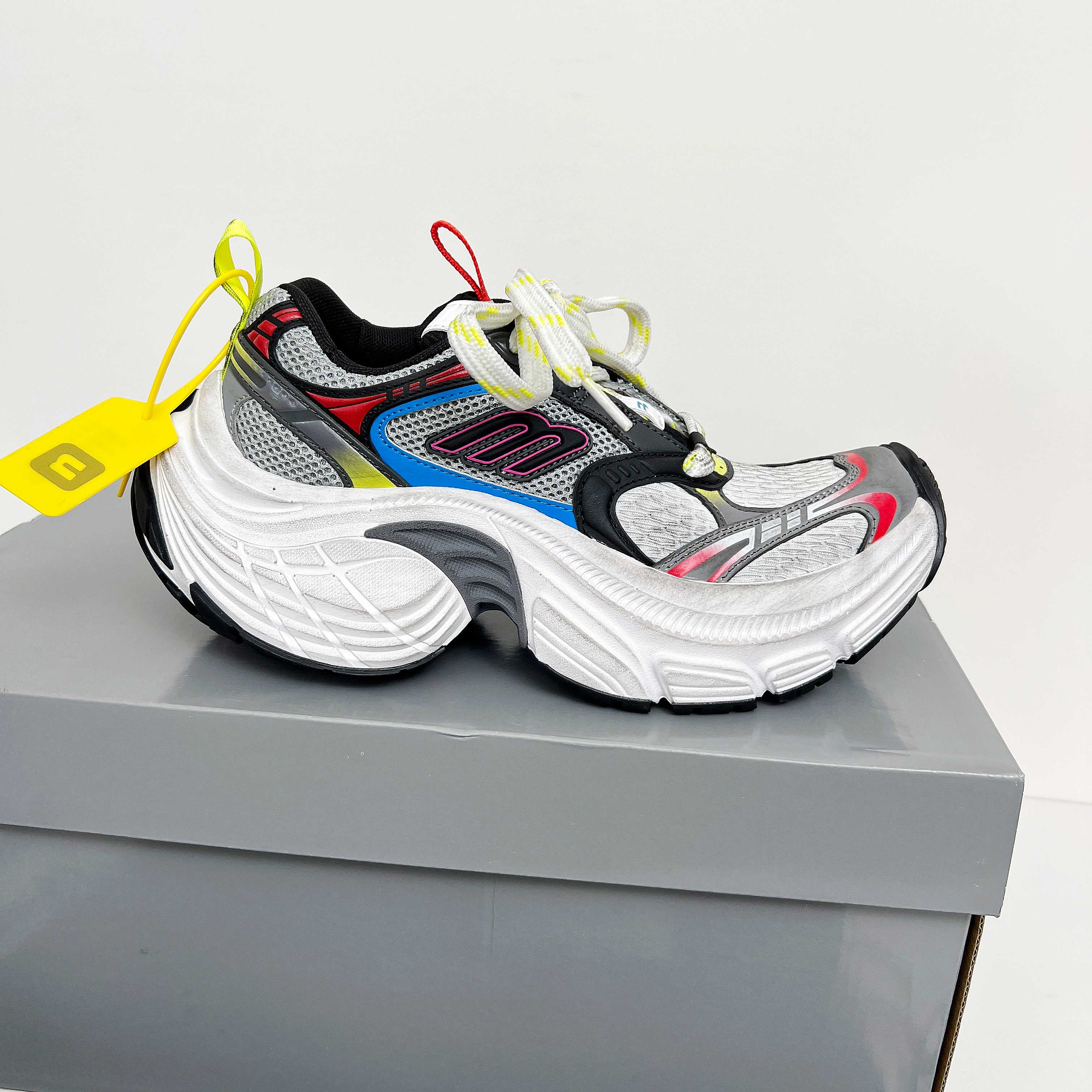 Balenciaga Sneakers Breathable L-s-xl