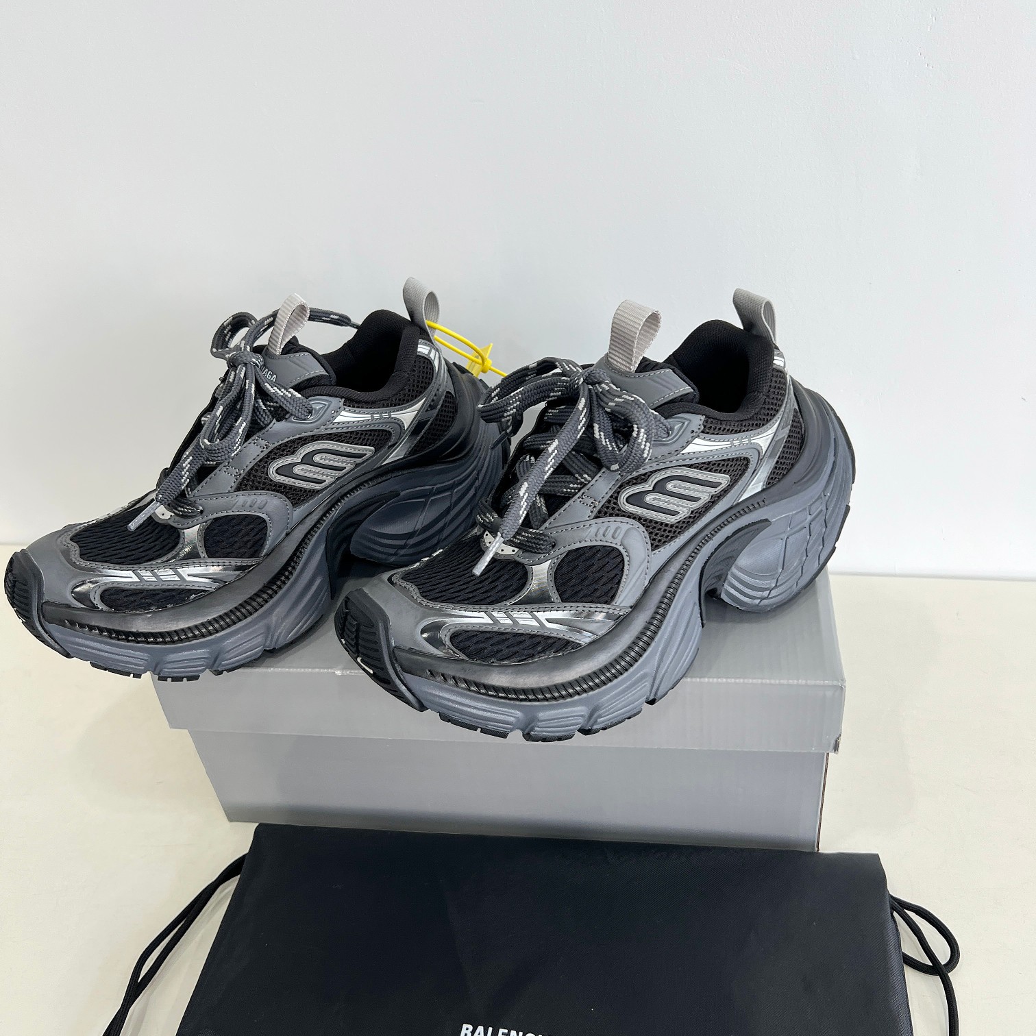 Balenciaga Sneakers Breathable L-s-xl