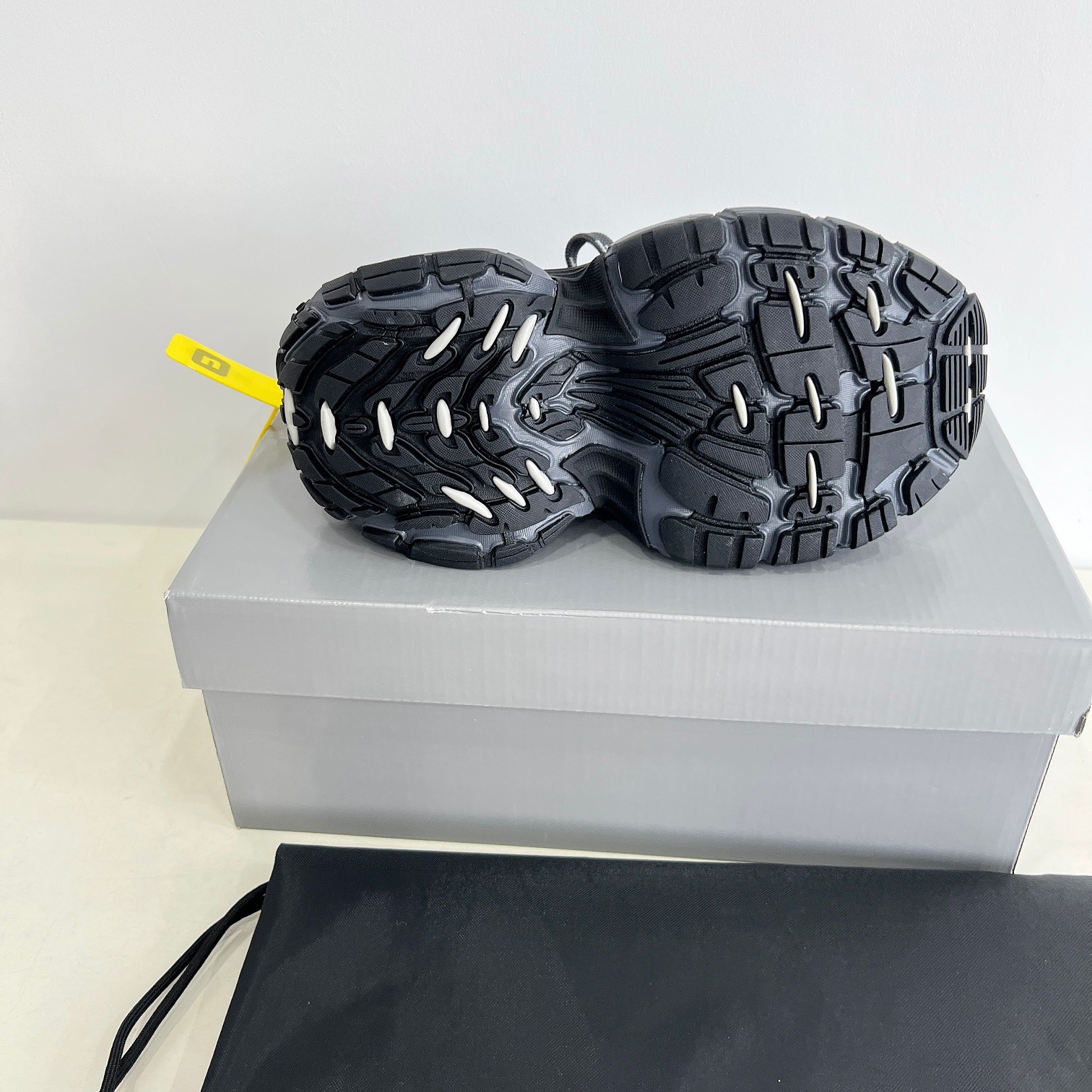 Balenciaga Sneakers Breathable L-s-xl