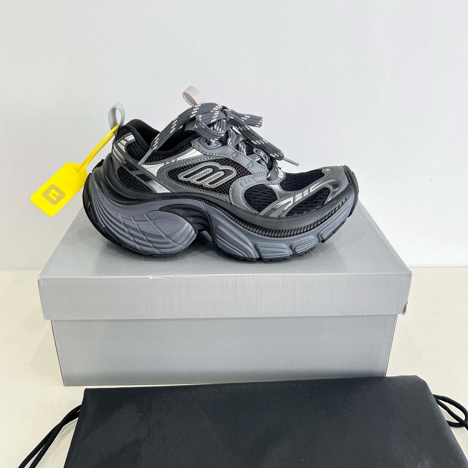 Balenciaga Sneakers Breathable L-s-xl