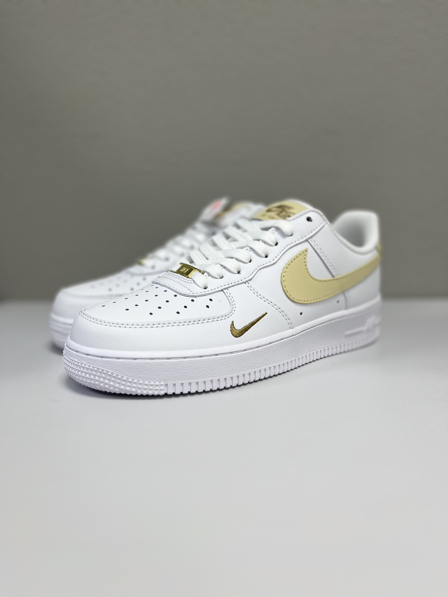 Nike Basic Shoes L-s