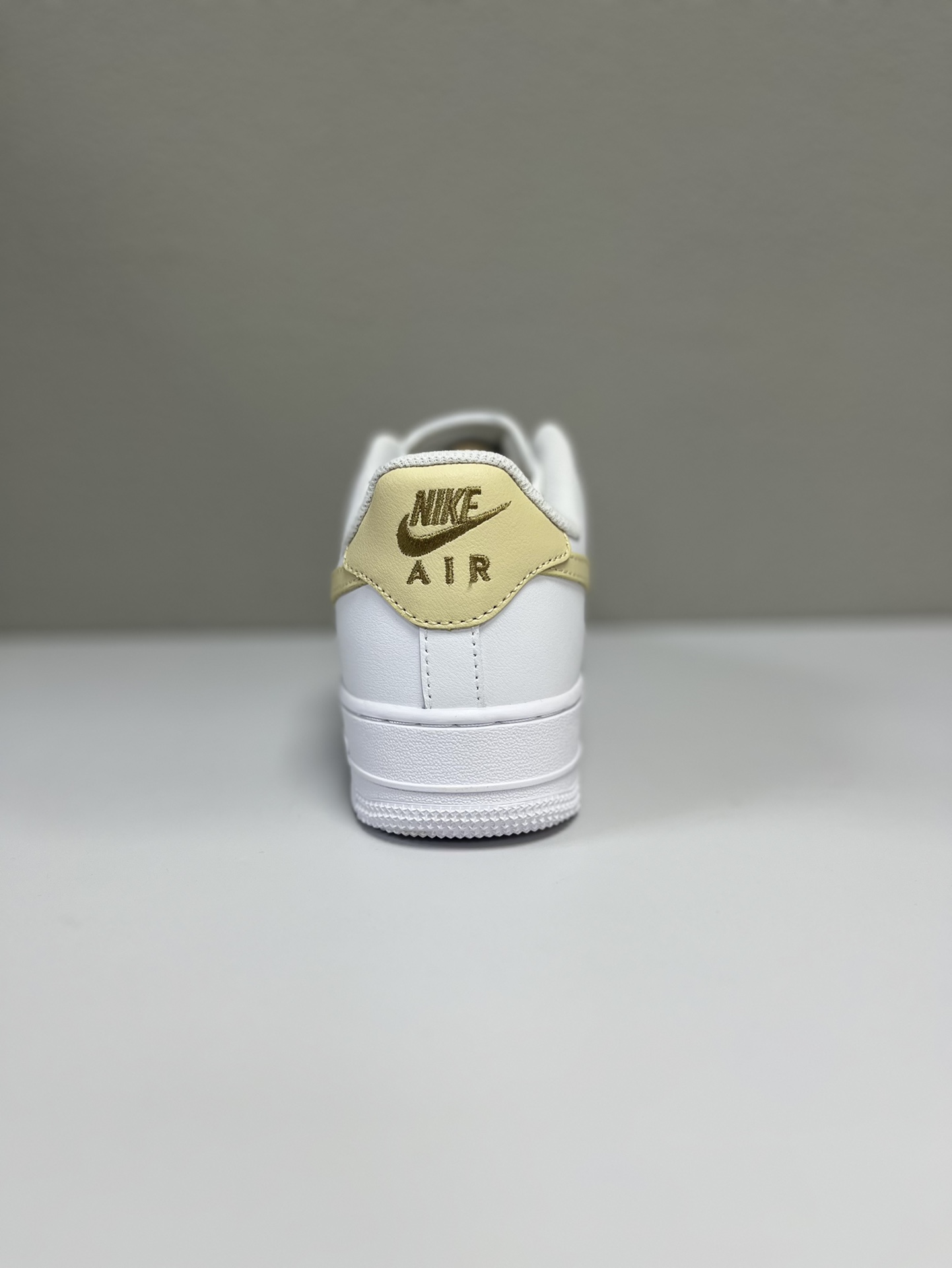 Nike Basic Shoes L-s