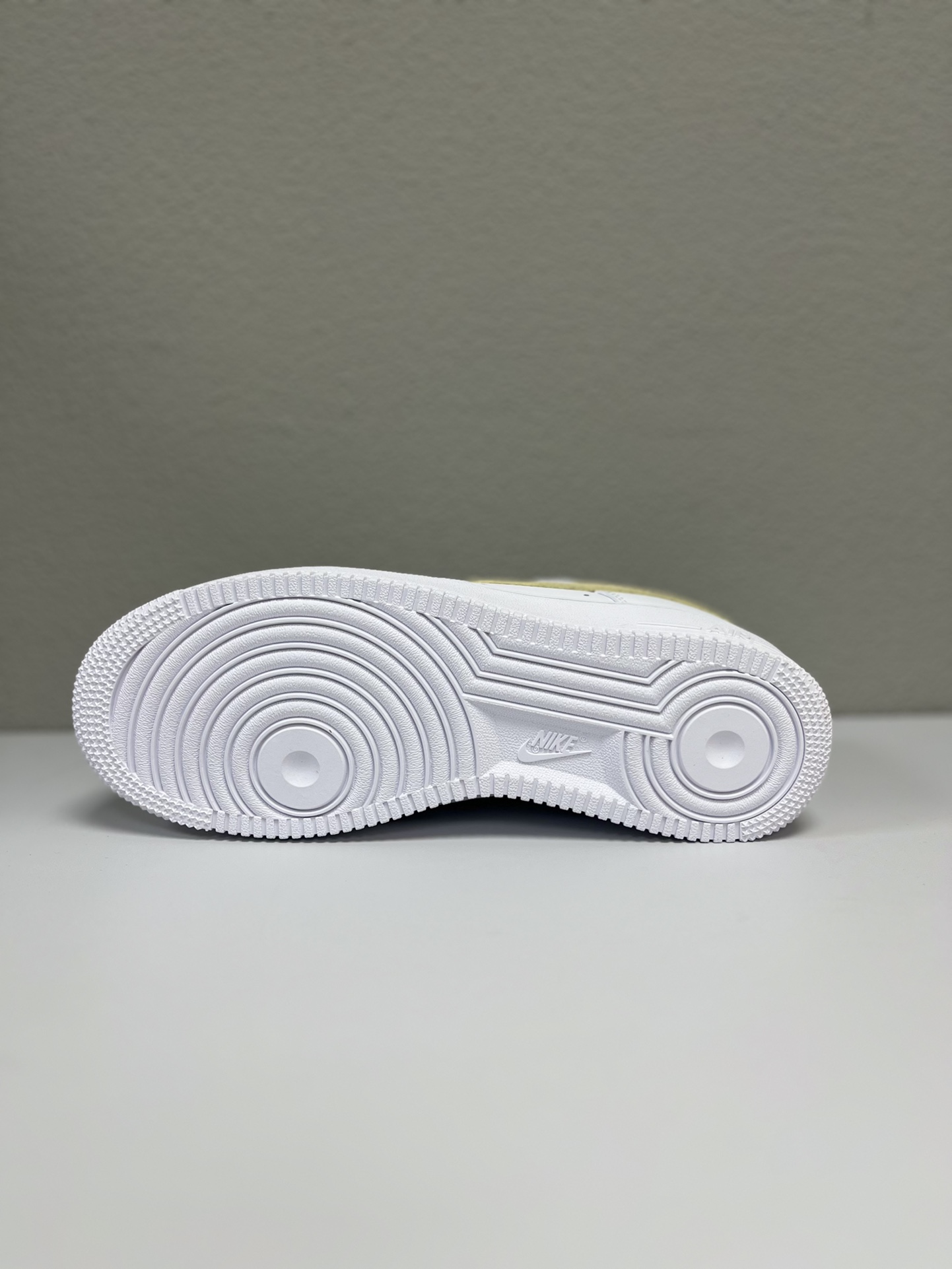 Nike Basic Shoes L-s