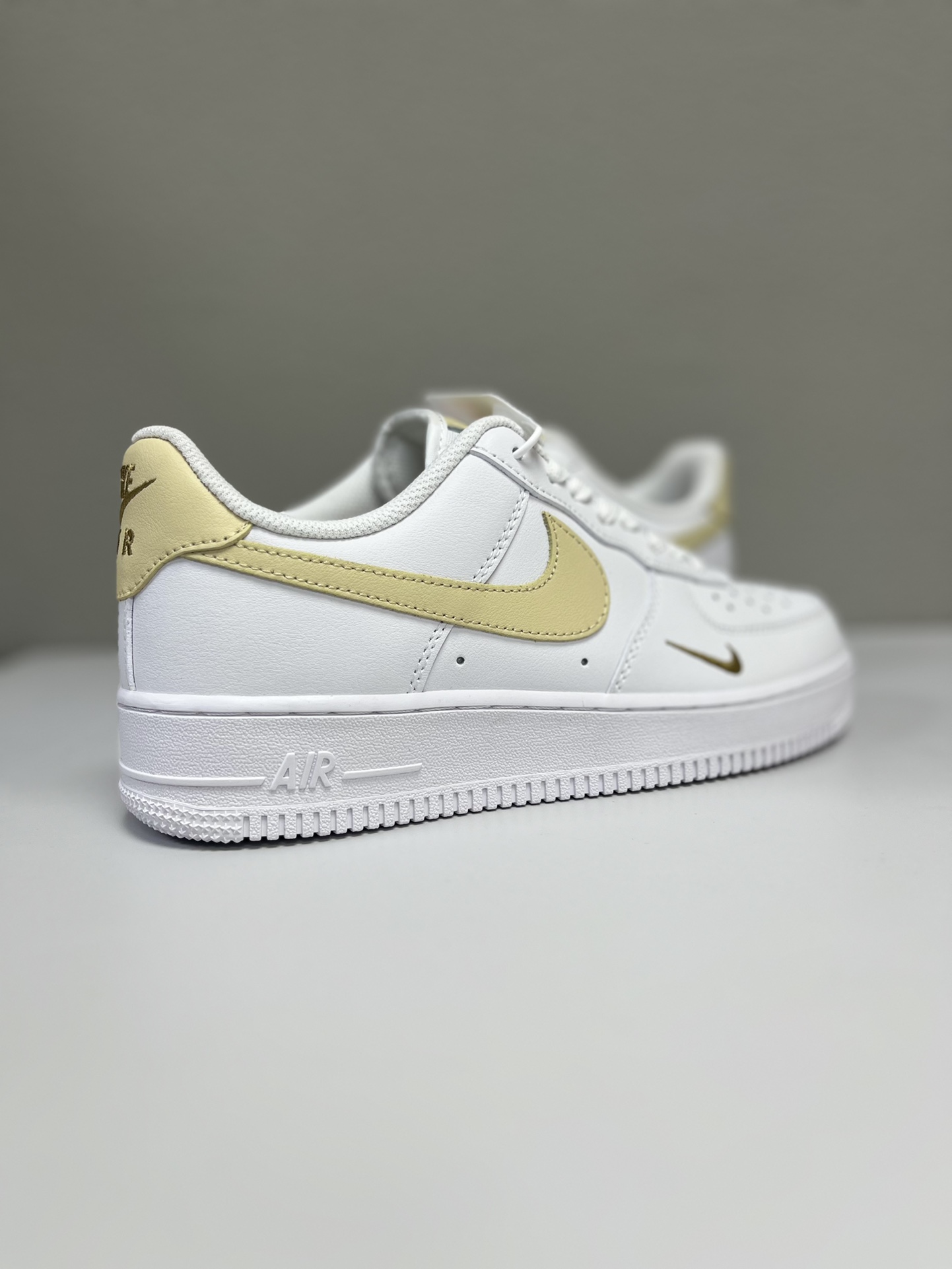 Nike Basic Shoes L-s
