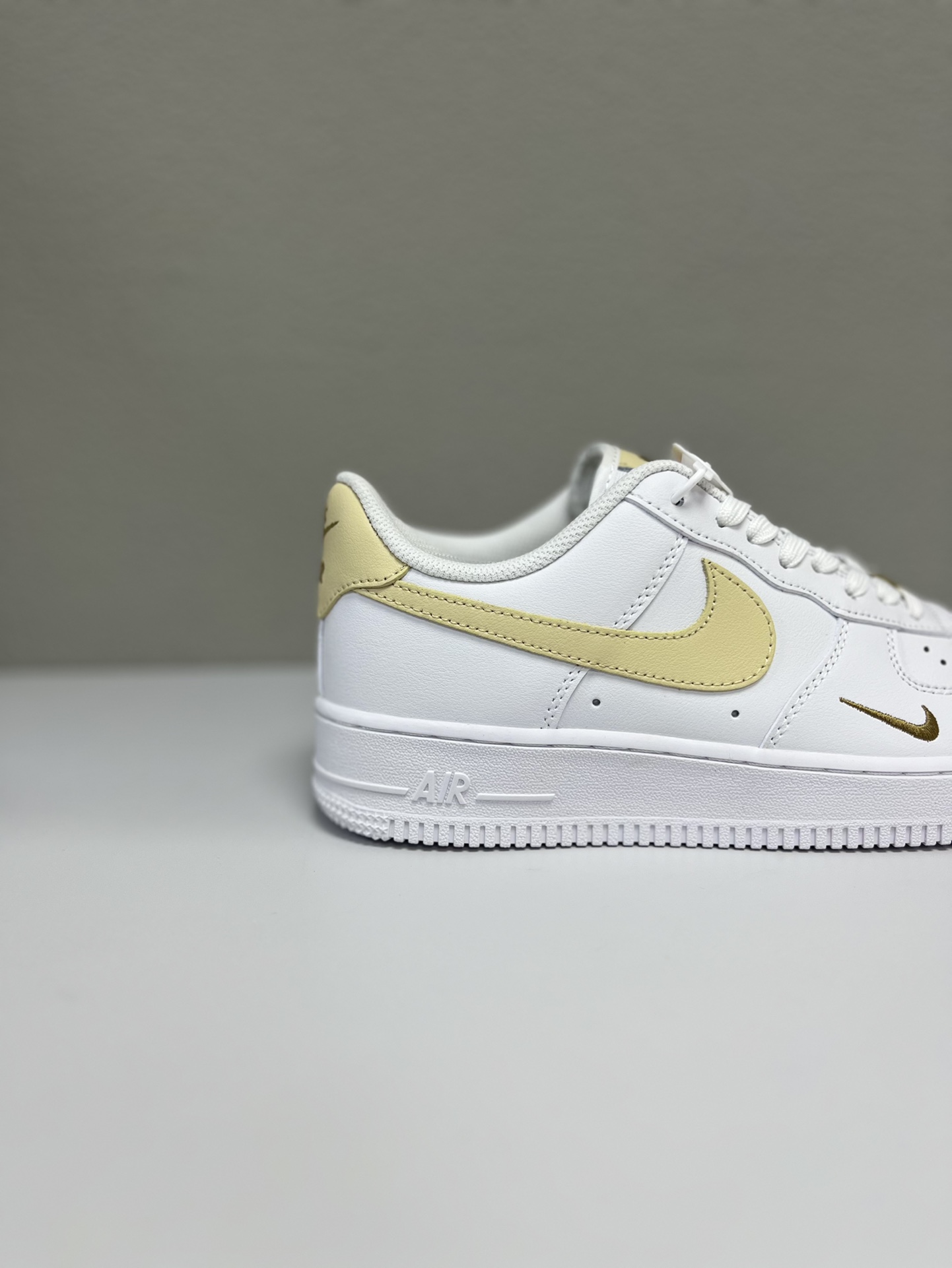 Nike Basic Shoes L-s