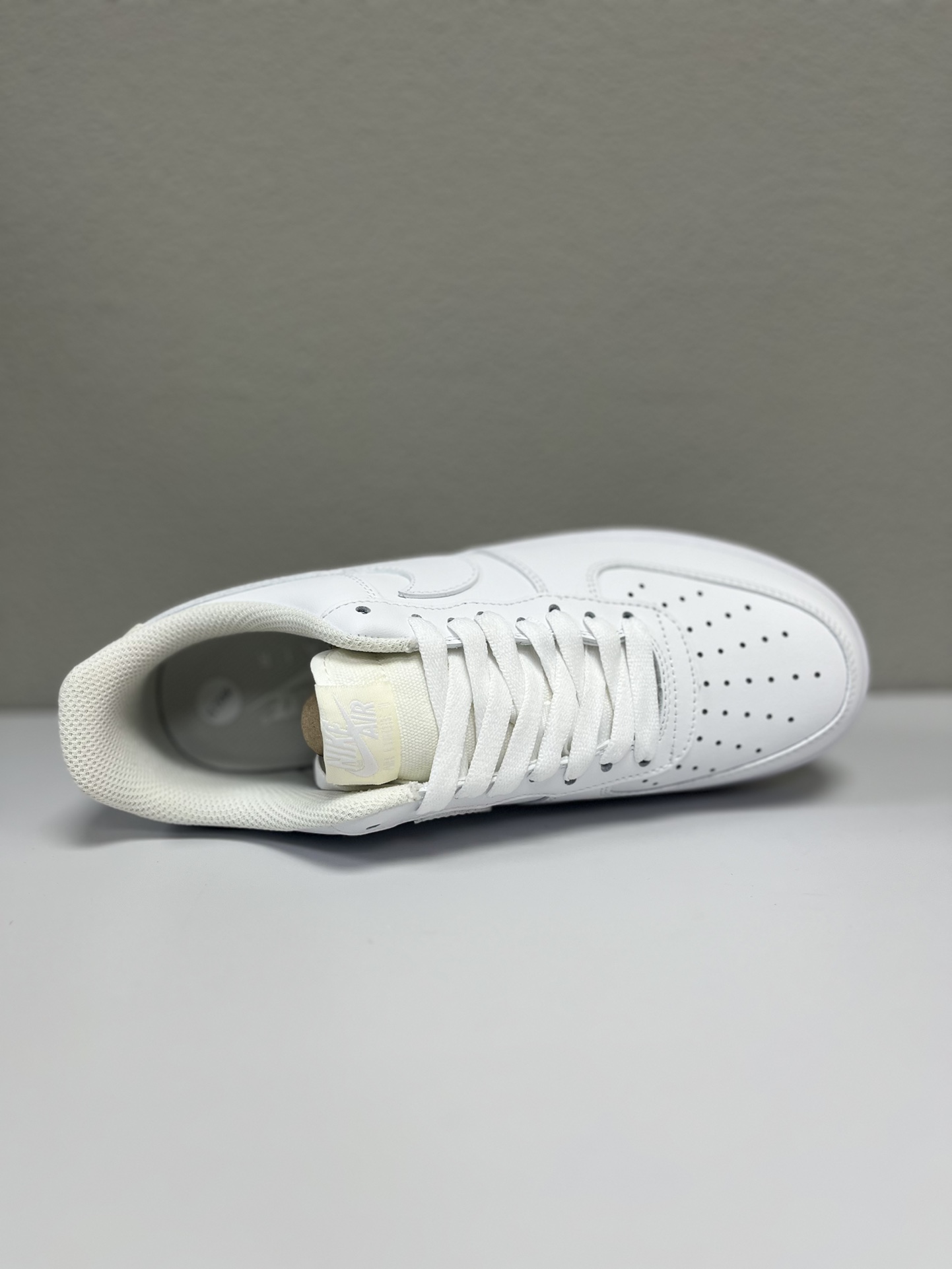 Nike Basic Shoes L-s