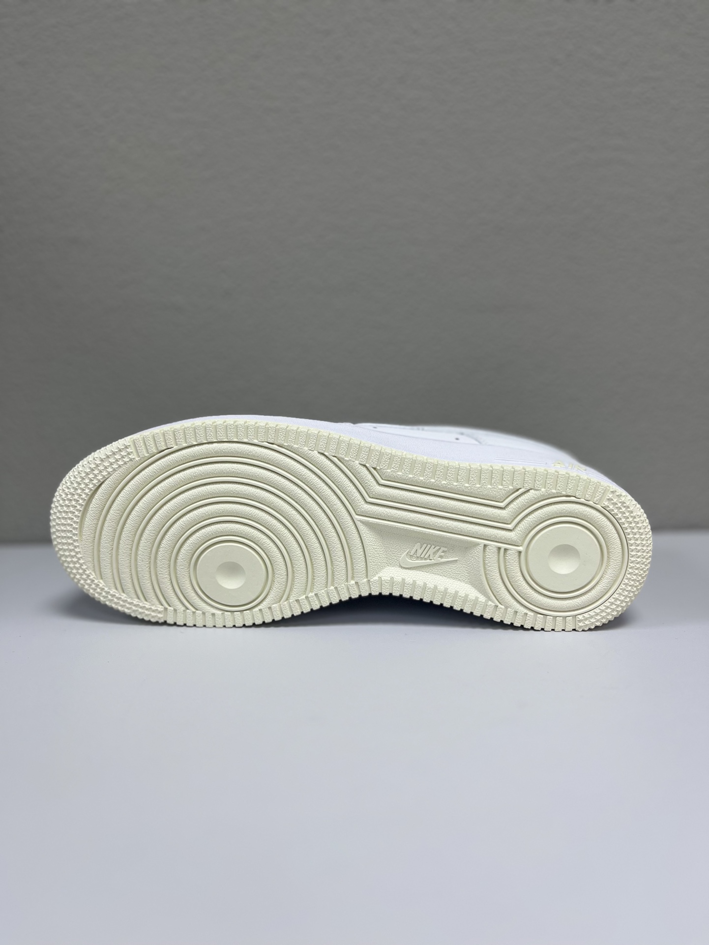 Nike Basic Shoes L-s