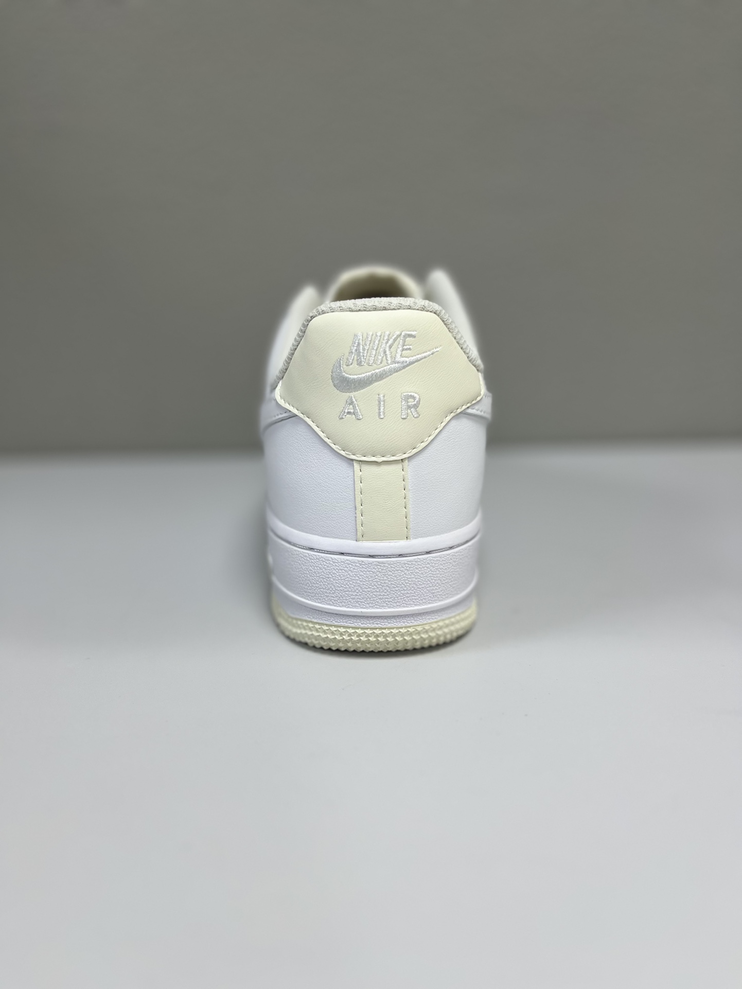 Nike Basic Shoes L-s