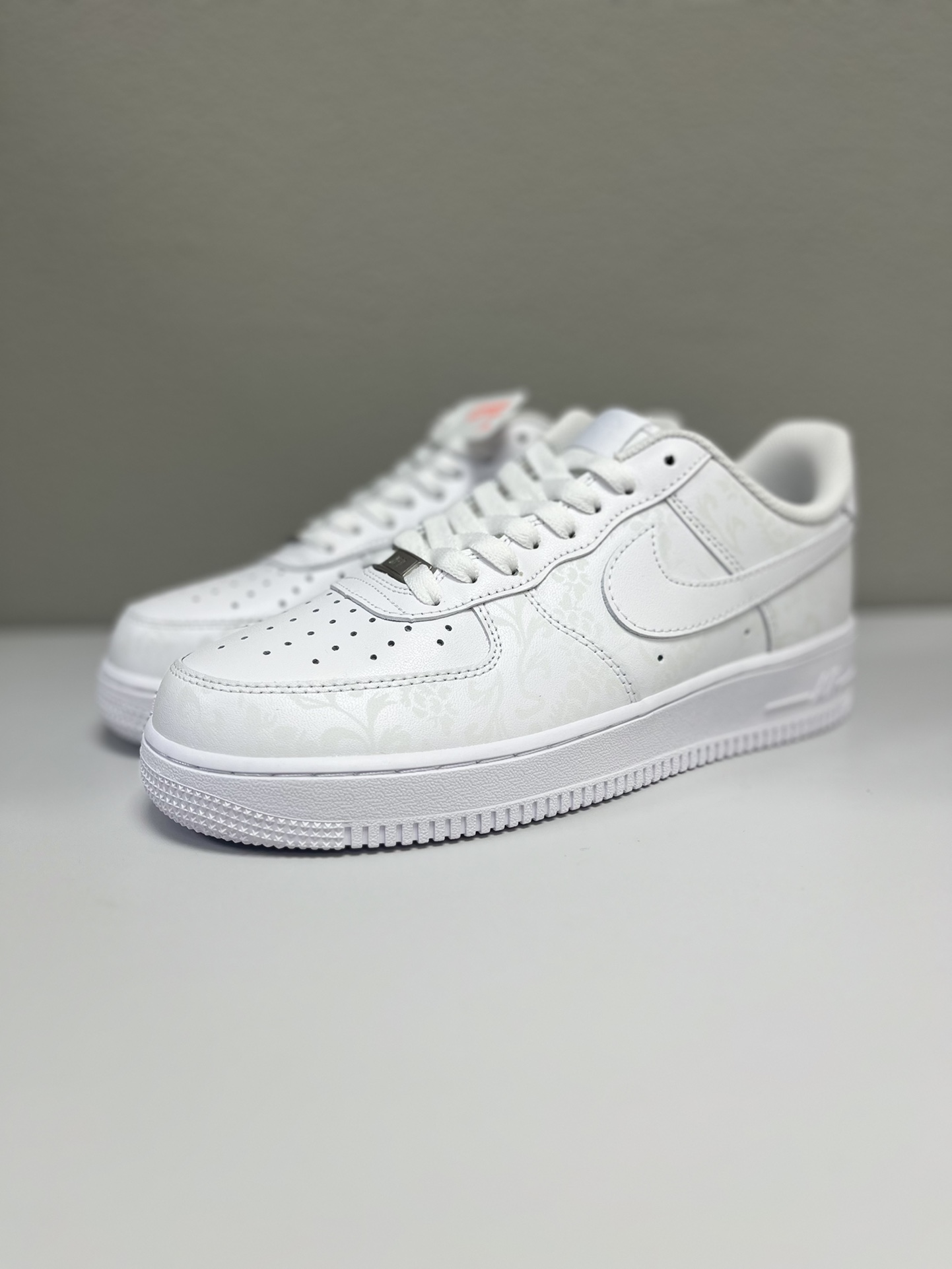 Nike Basic Shoes L-s