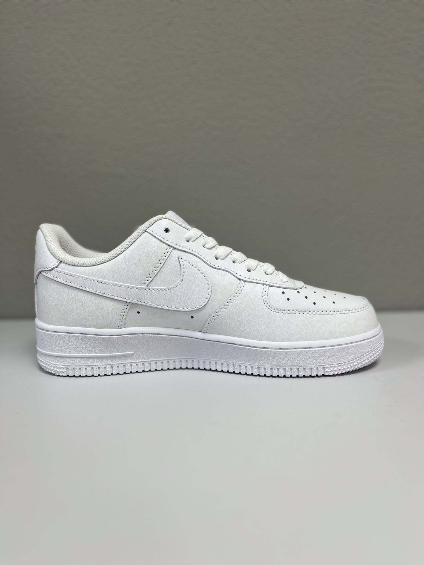 Nike Basic Shoes L-s