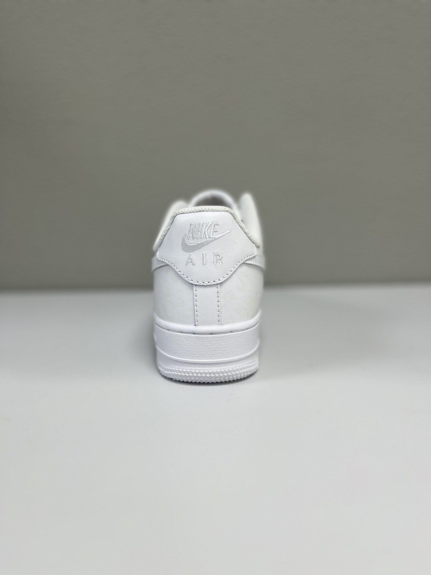 Nike Basic Shoes L-s