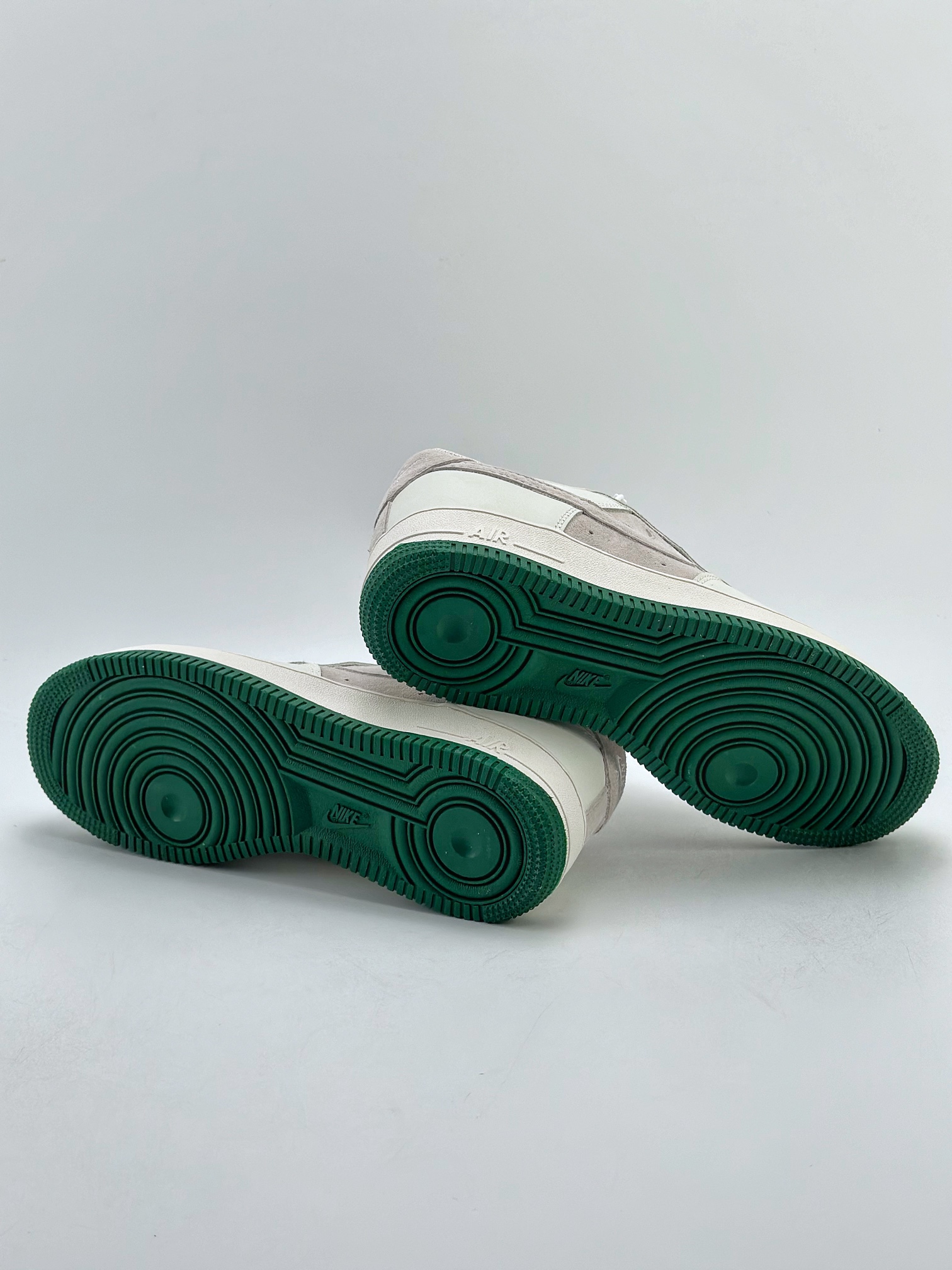 Nike Basic Shoes L-s