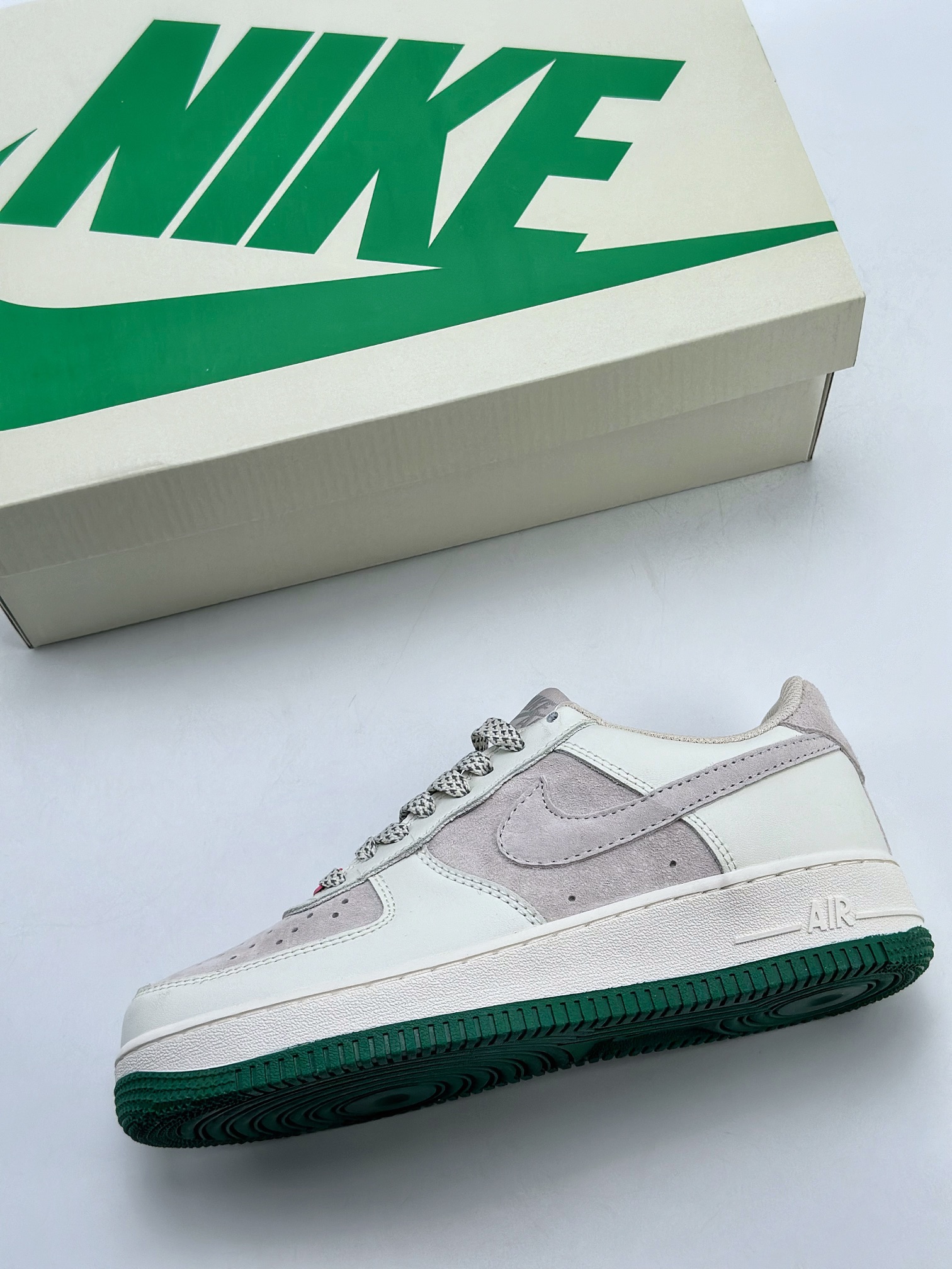 Nike Basic Shoes L-s