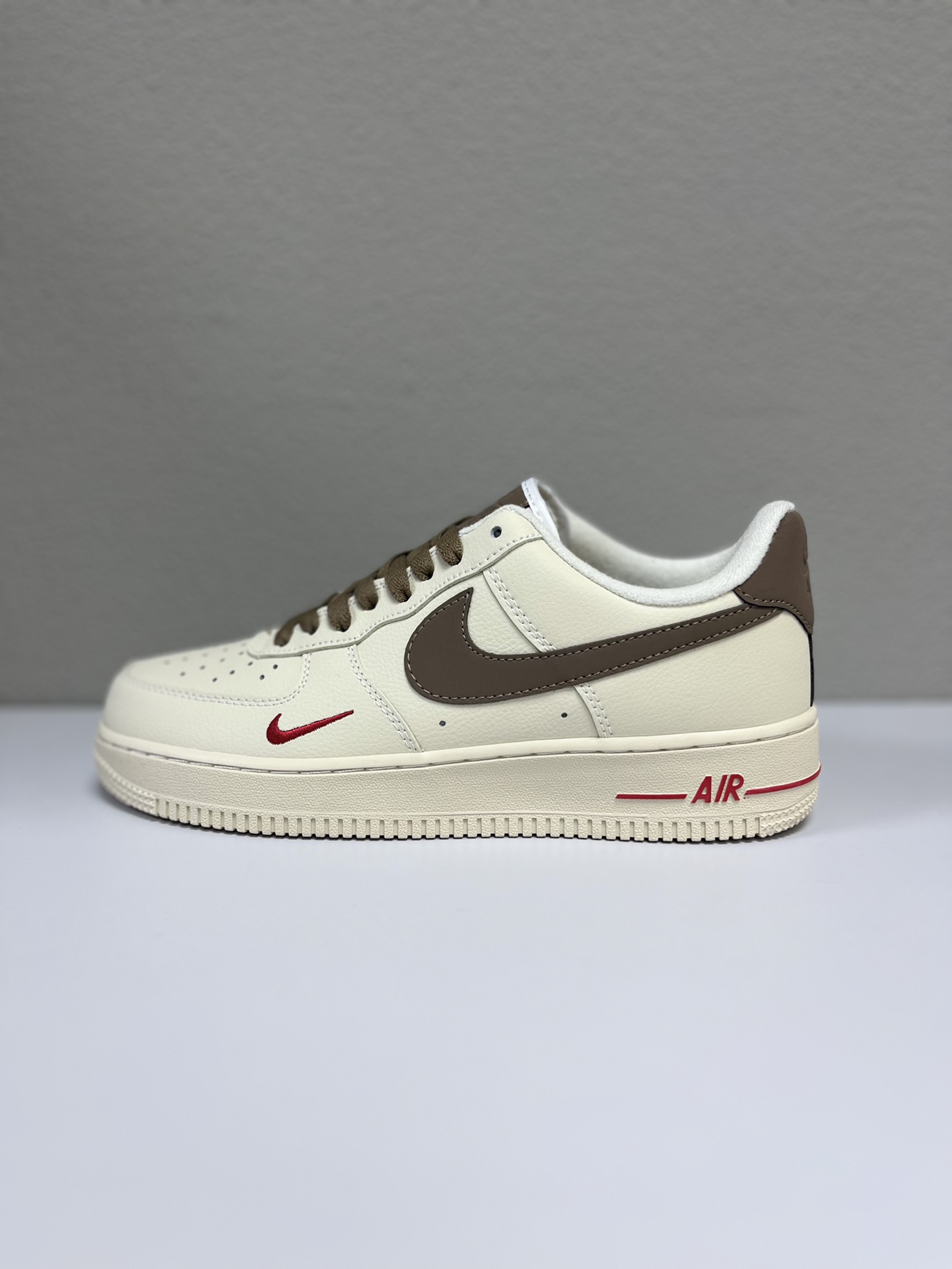 Nike Basic Shoes L-s