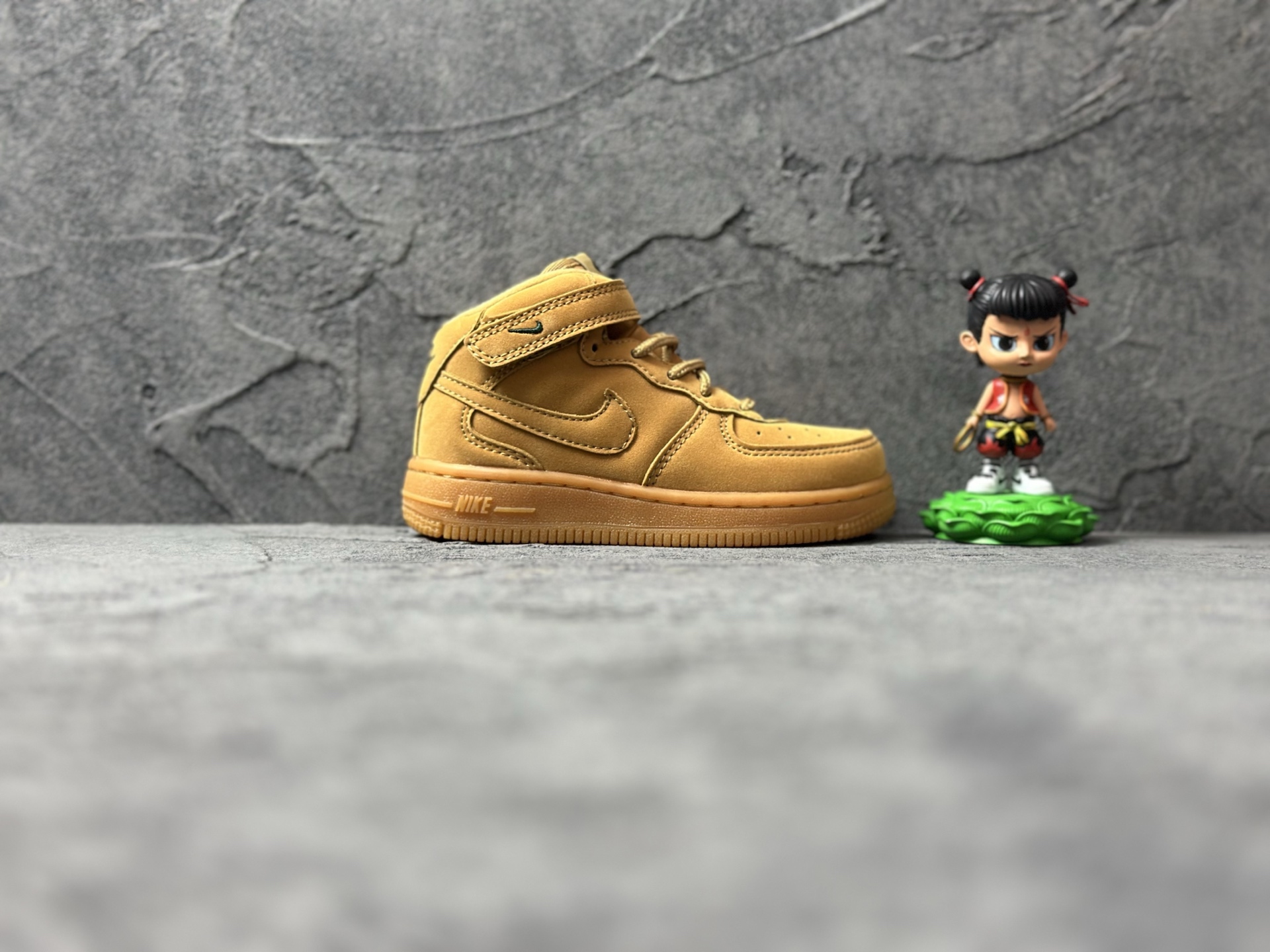 Nike Board Shoes L-s