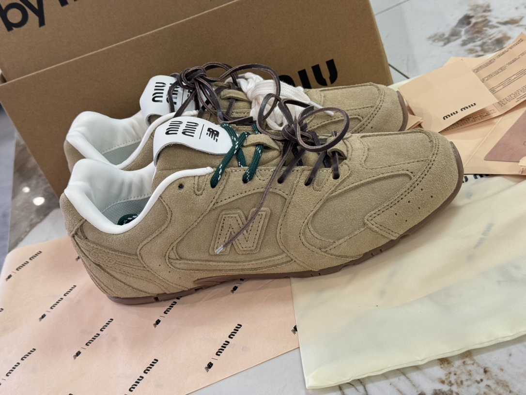 Miu Miu New Balance Male Sandals M-l-s