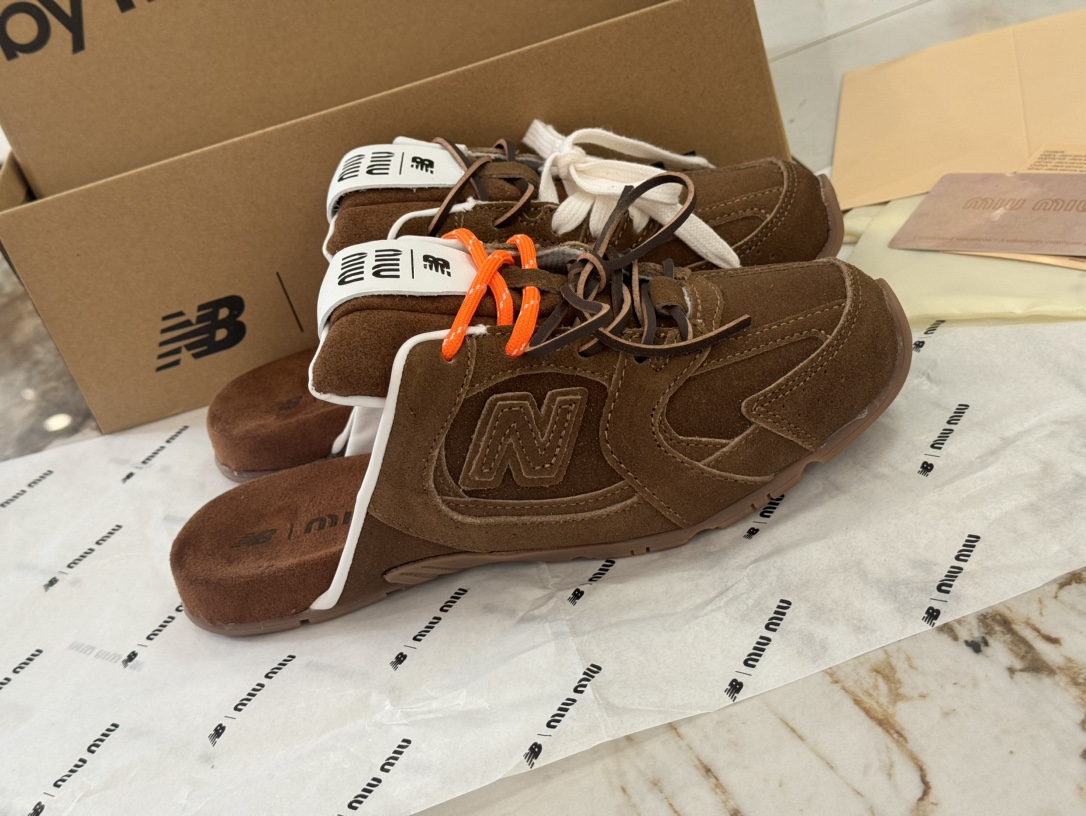 Miu Miu New Balance Female Basic Shoes M-l