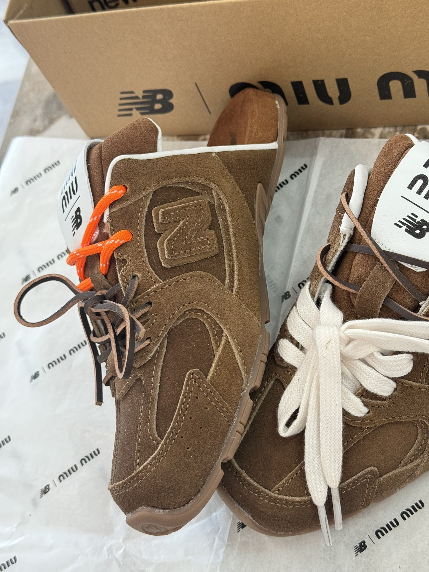 Miu Miu New Balance Female Basic Shoes M-l