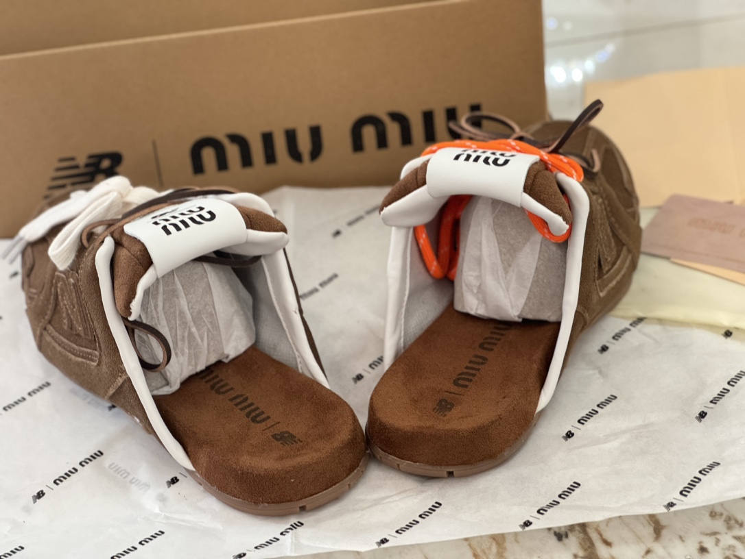 Miu Miu New Balance Female Basic Shoes M-l