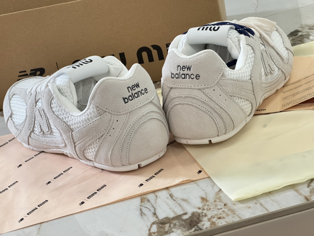 Miu Miu New Balance Male Sandals M-l-s