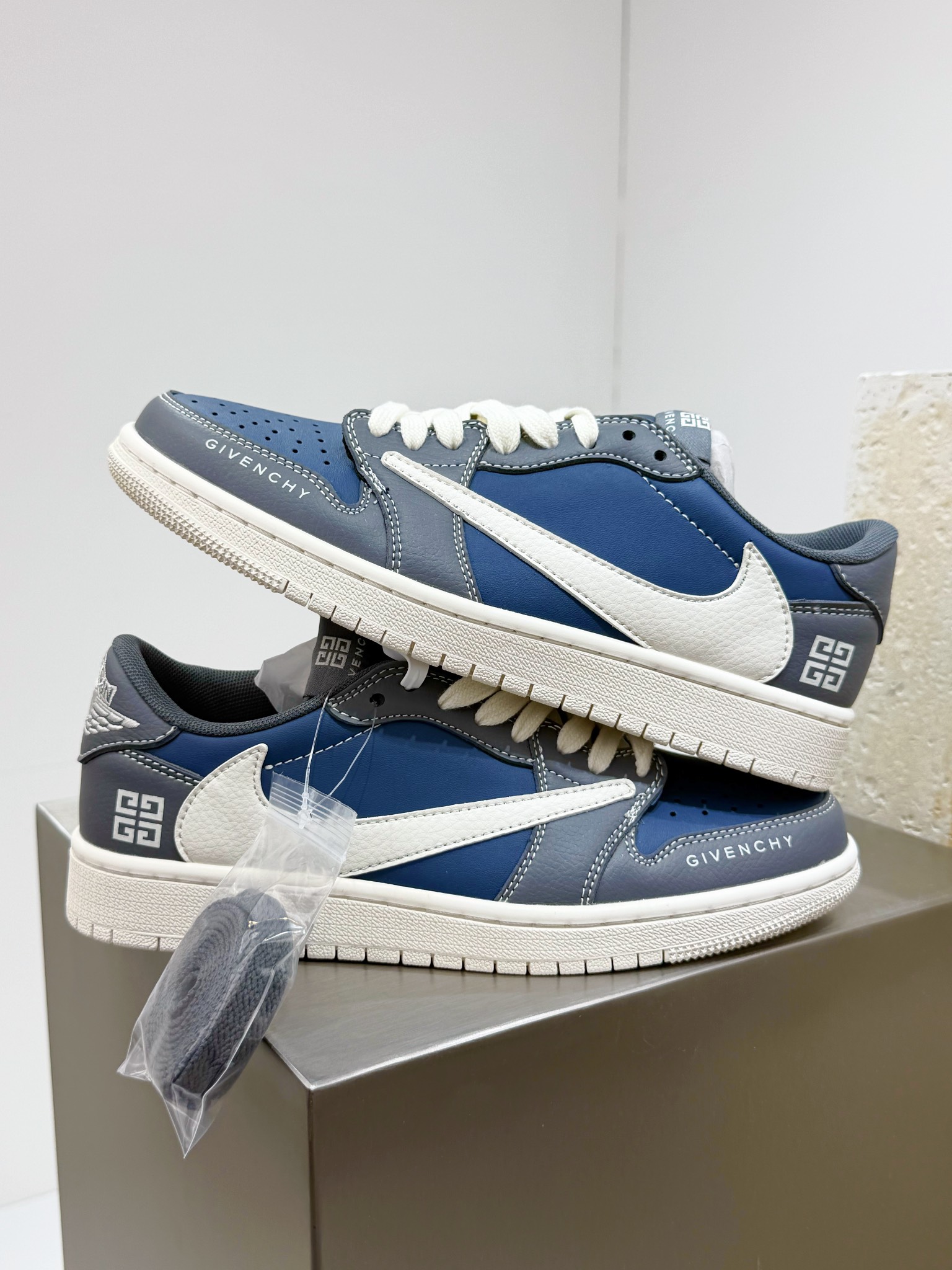 Jordan Nike Board Shoes L