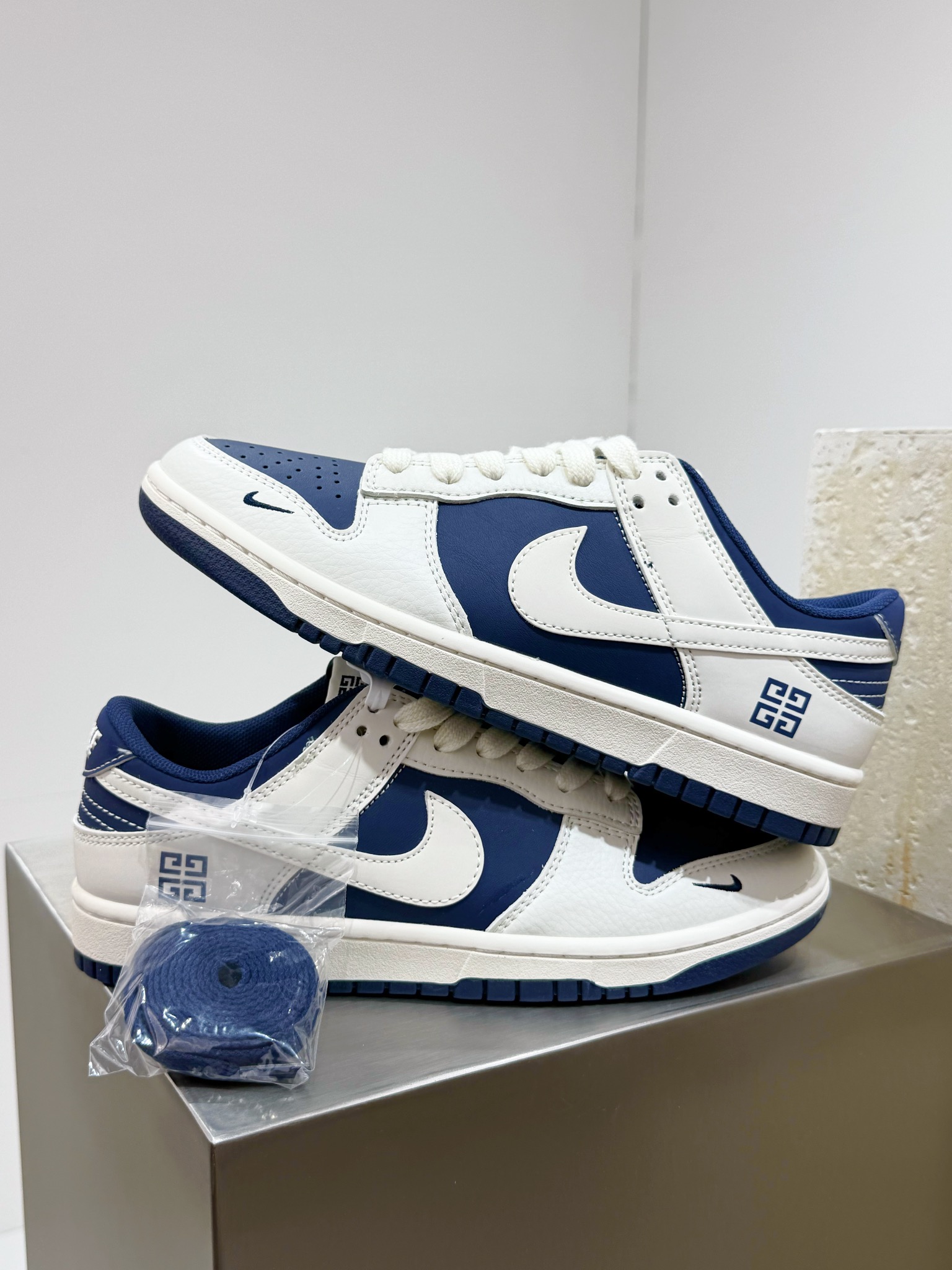 Jordan Nike Board Shoes L