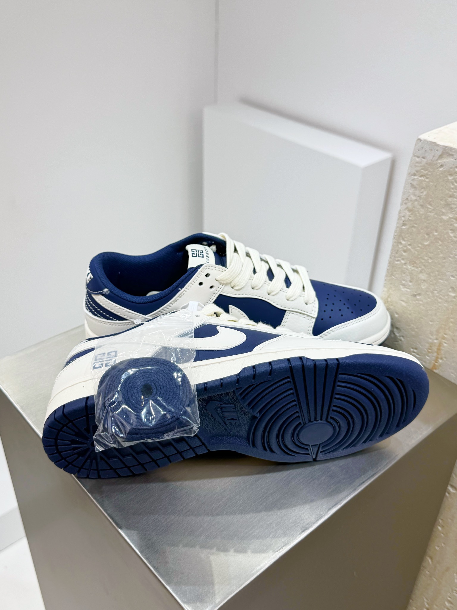 Jordan Nike Board Shoes L