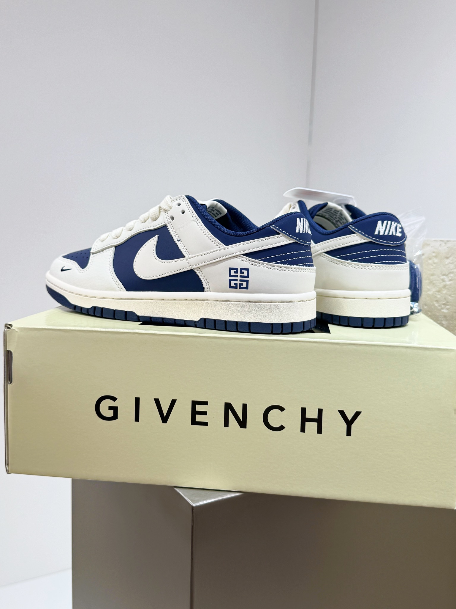 Jordan Nike Board Shoes L