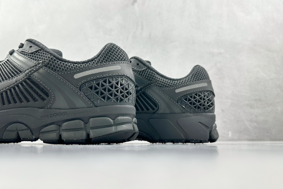 Bottega Veneta Calvin Klein Nike Basic Shoes M-l