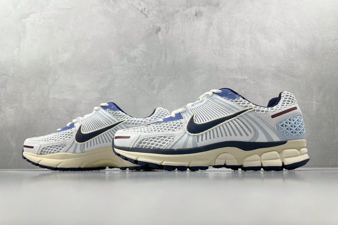 Nike Basic Shoes Blue M