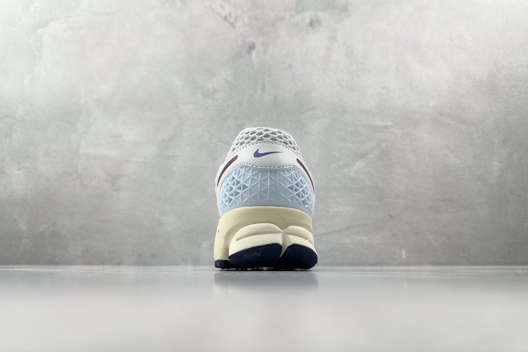 Nike Basic Shoes Blue M