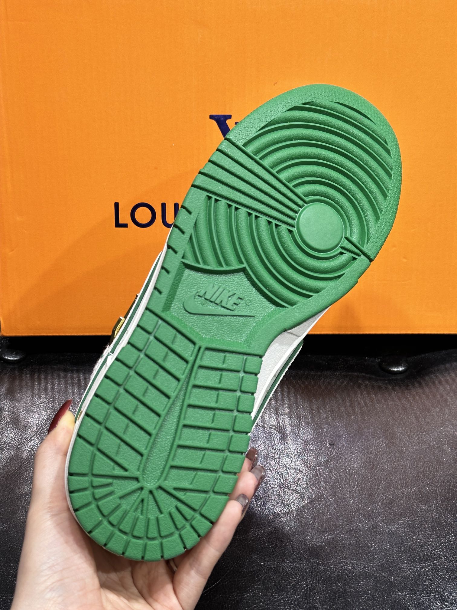 Nike Couple Basic Shoes L