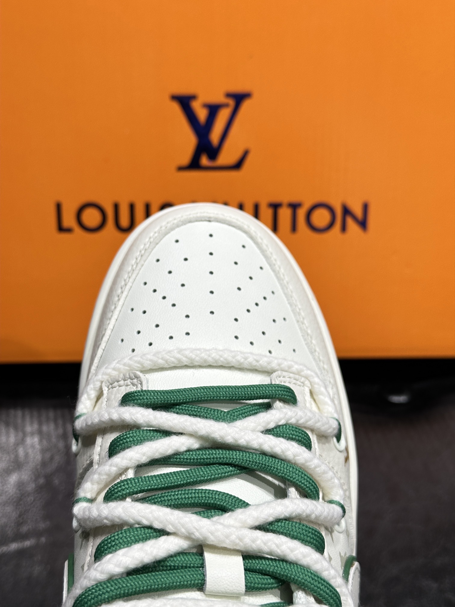 Nike Couple Basic Shoes L