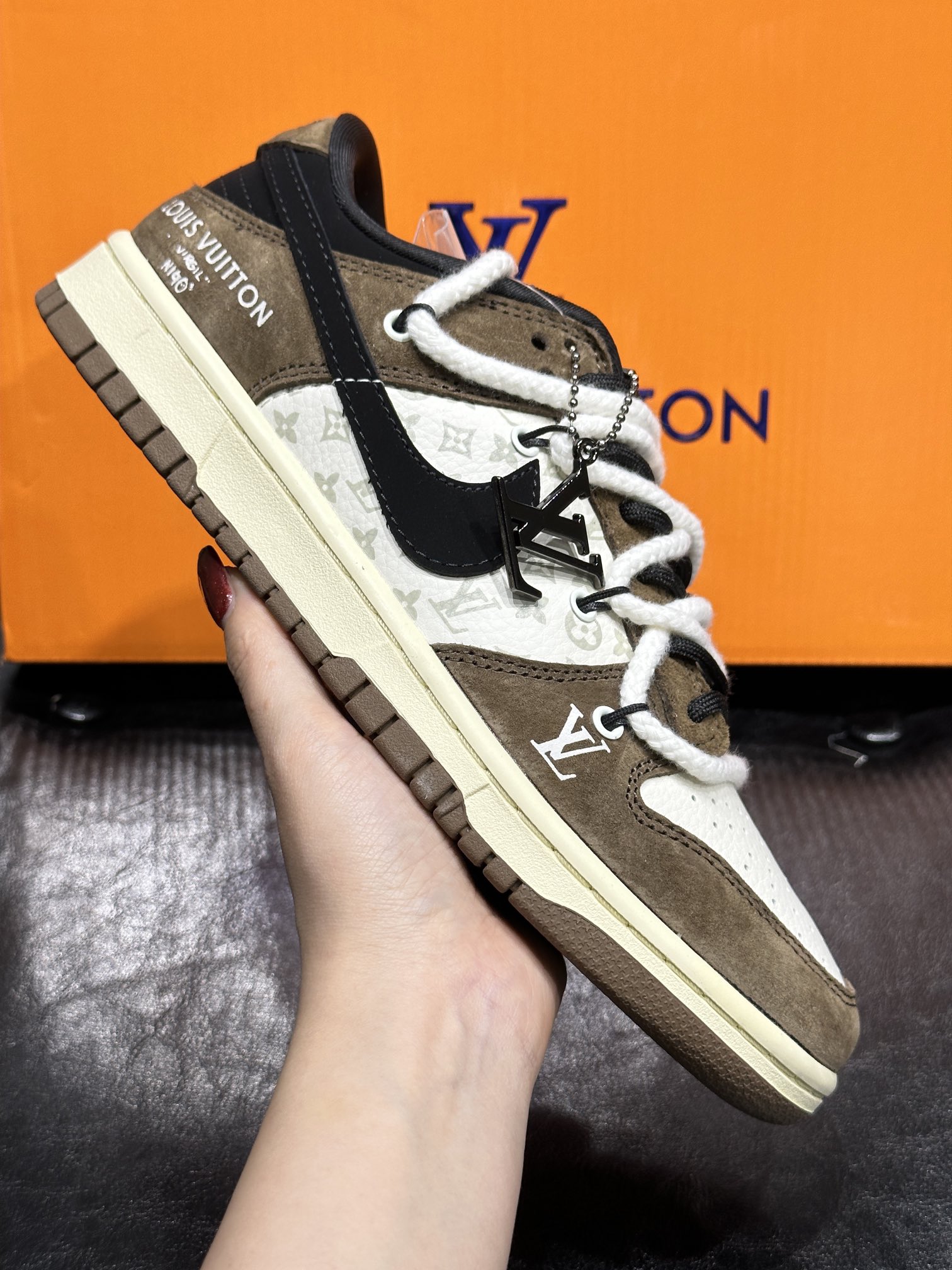 Nike Couple Basic Shoes L