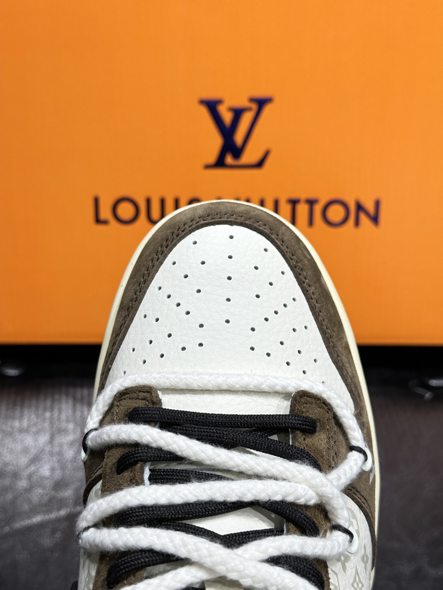 Nike Couple Basic Shoes L