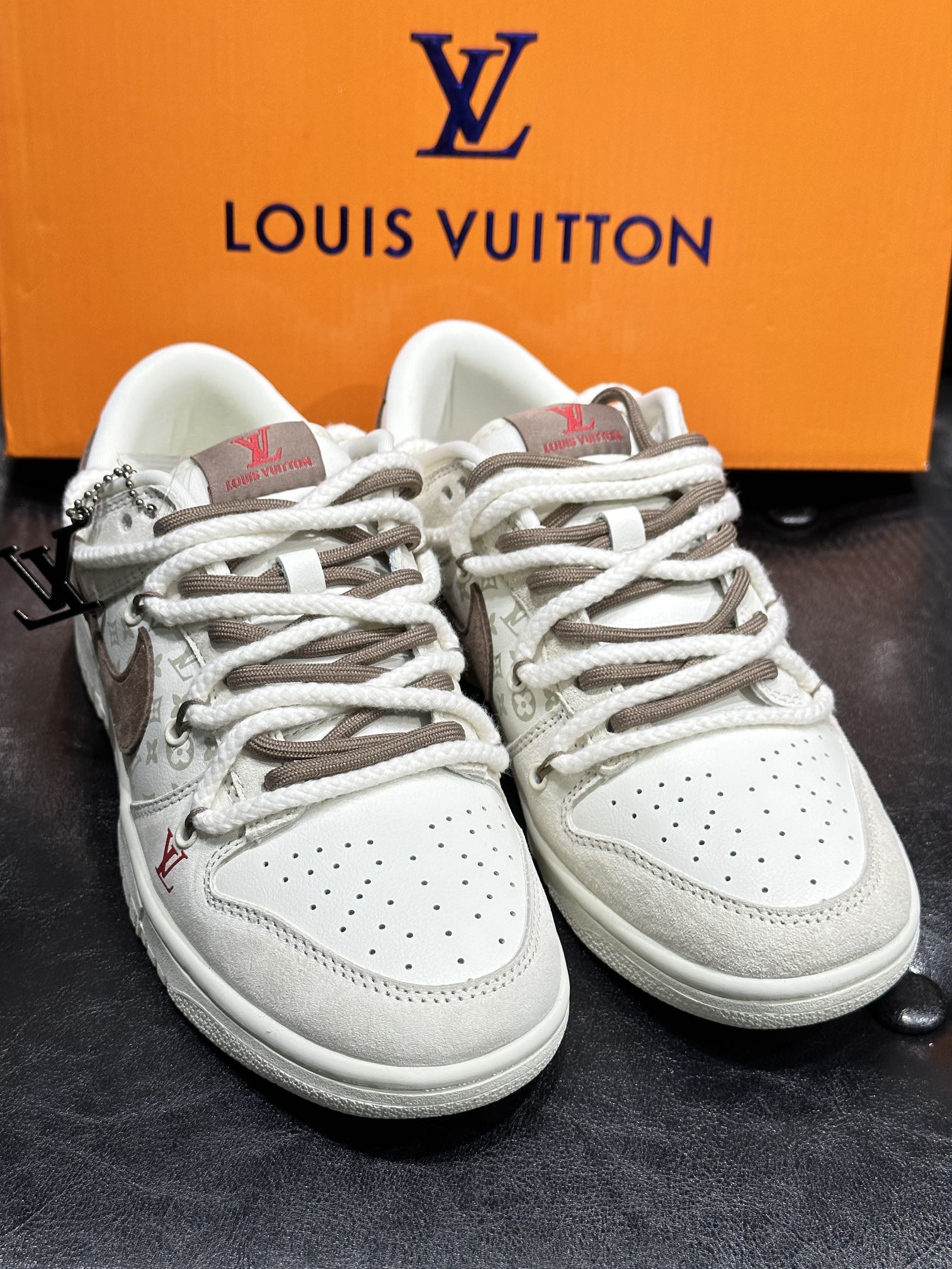 Nike Couple Basic Shoes L