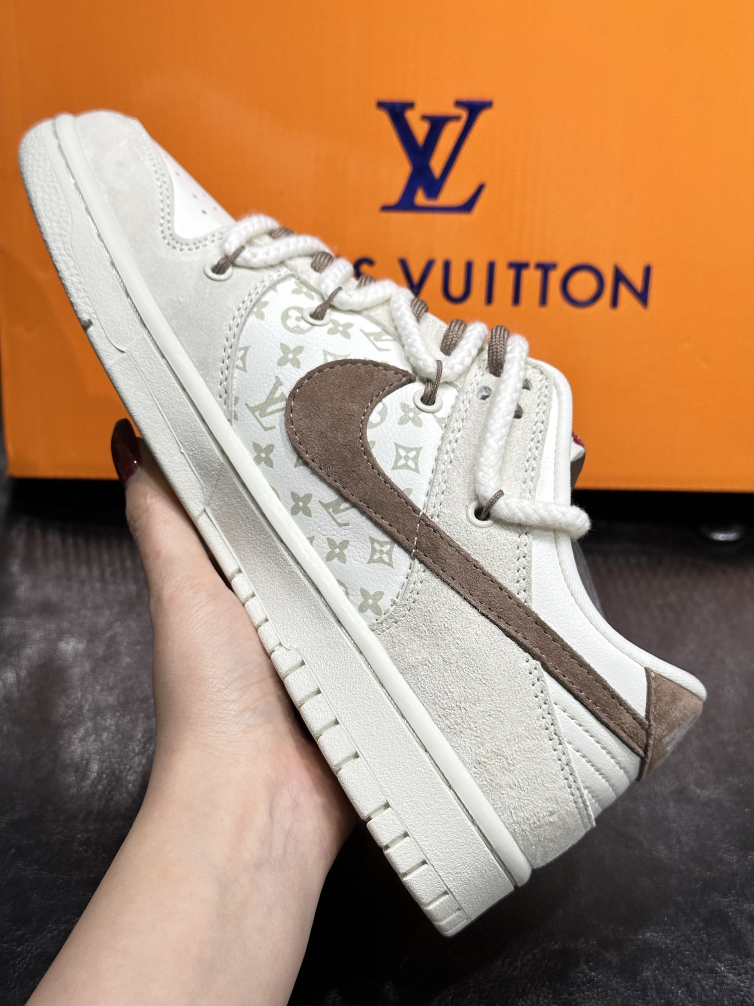 Nike Couple Basic Shoes L