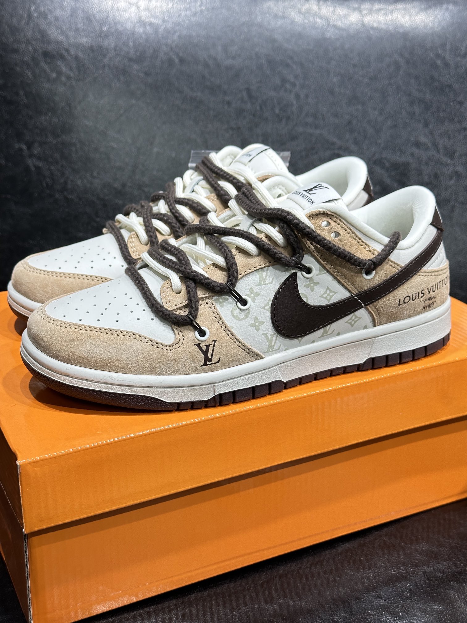 Nike Couple Basic Shoes L