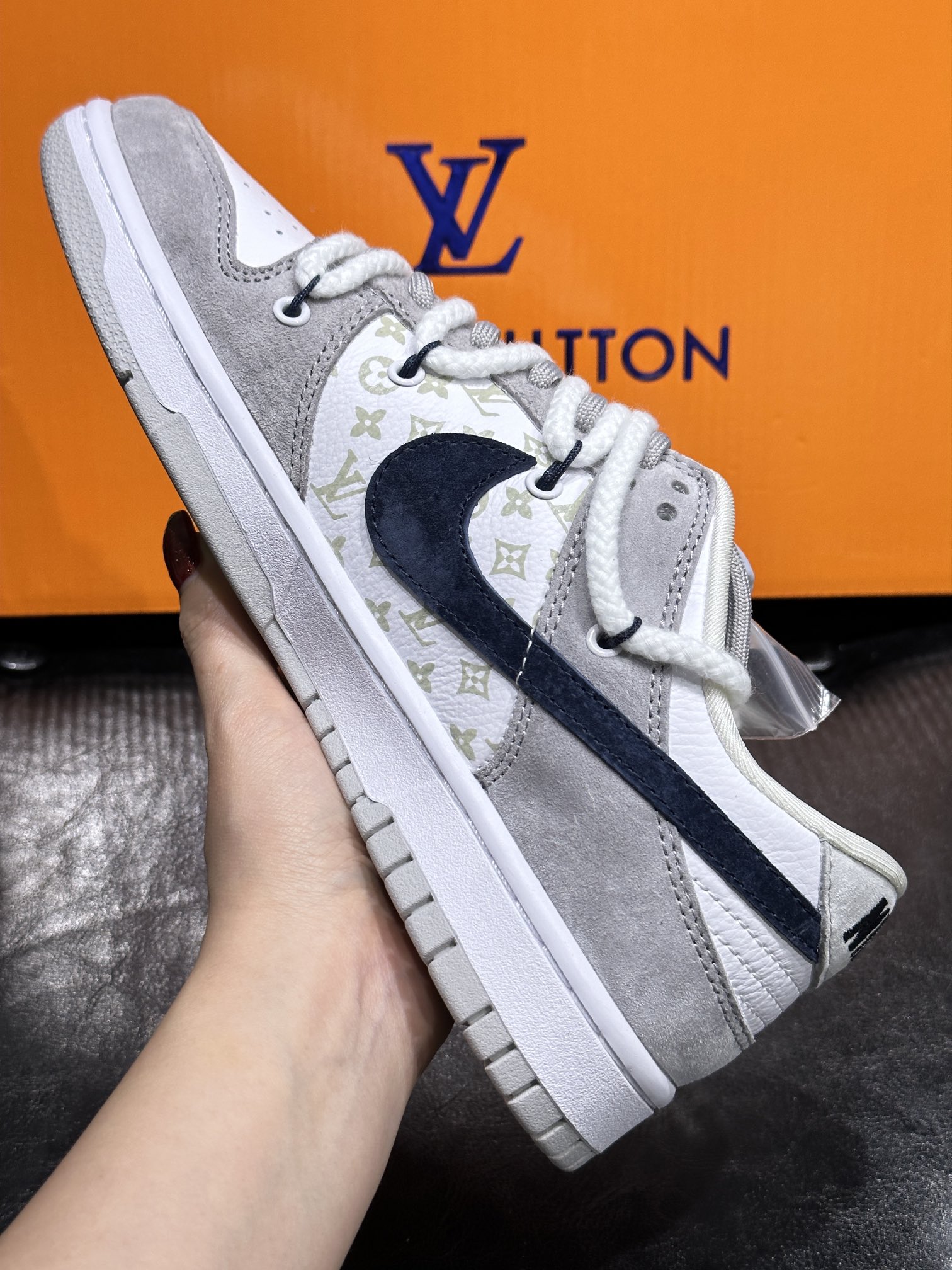 Nike Couple Basic Shoes L