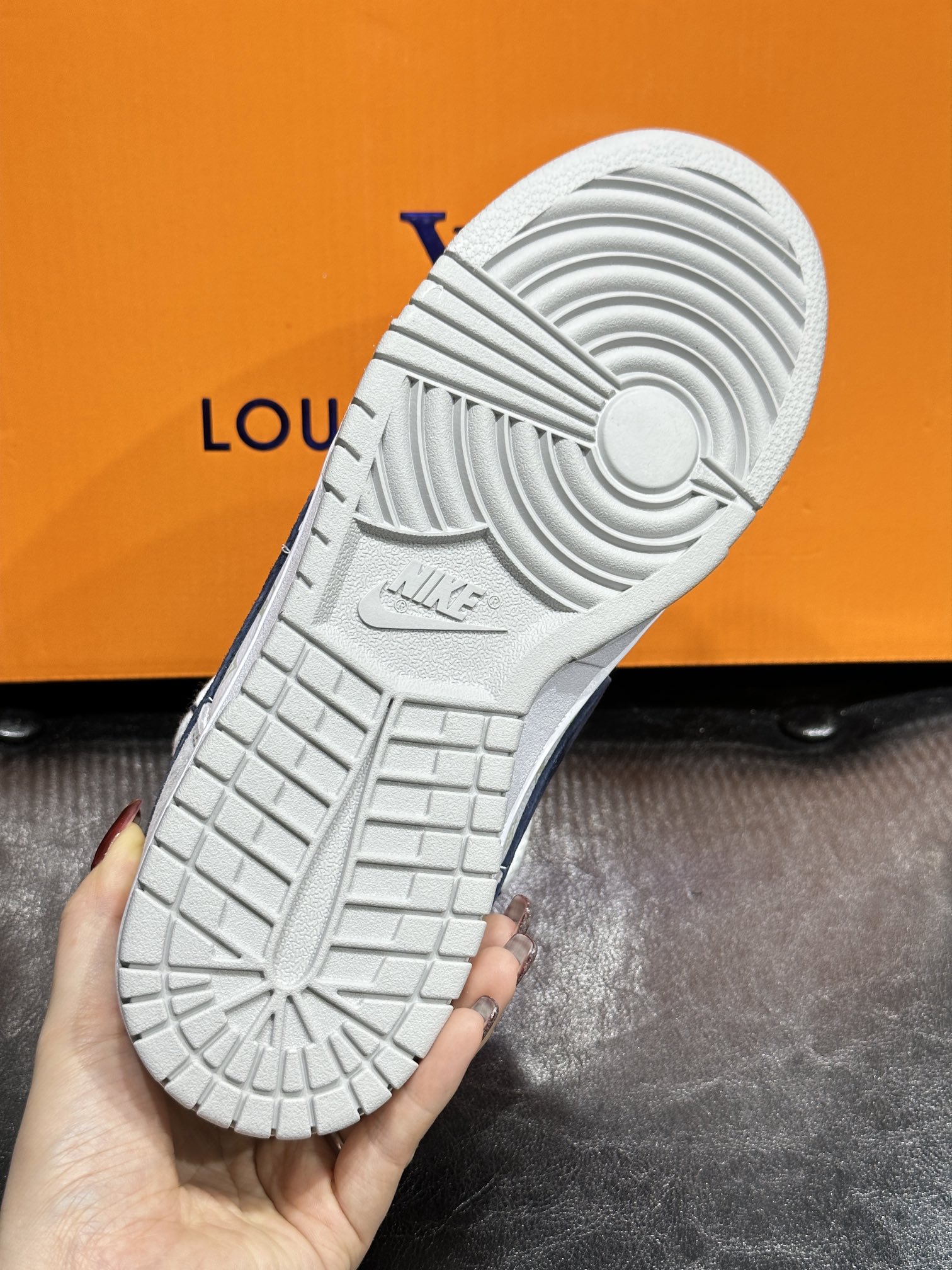 Nike Couple Basic Shoes L