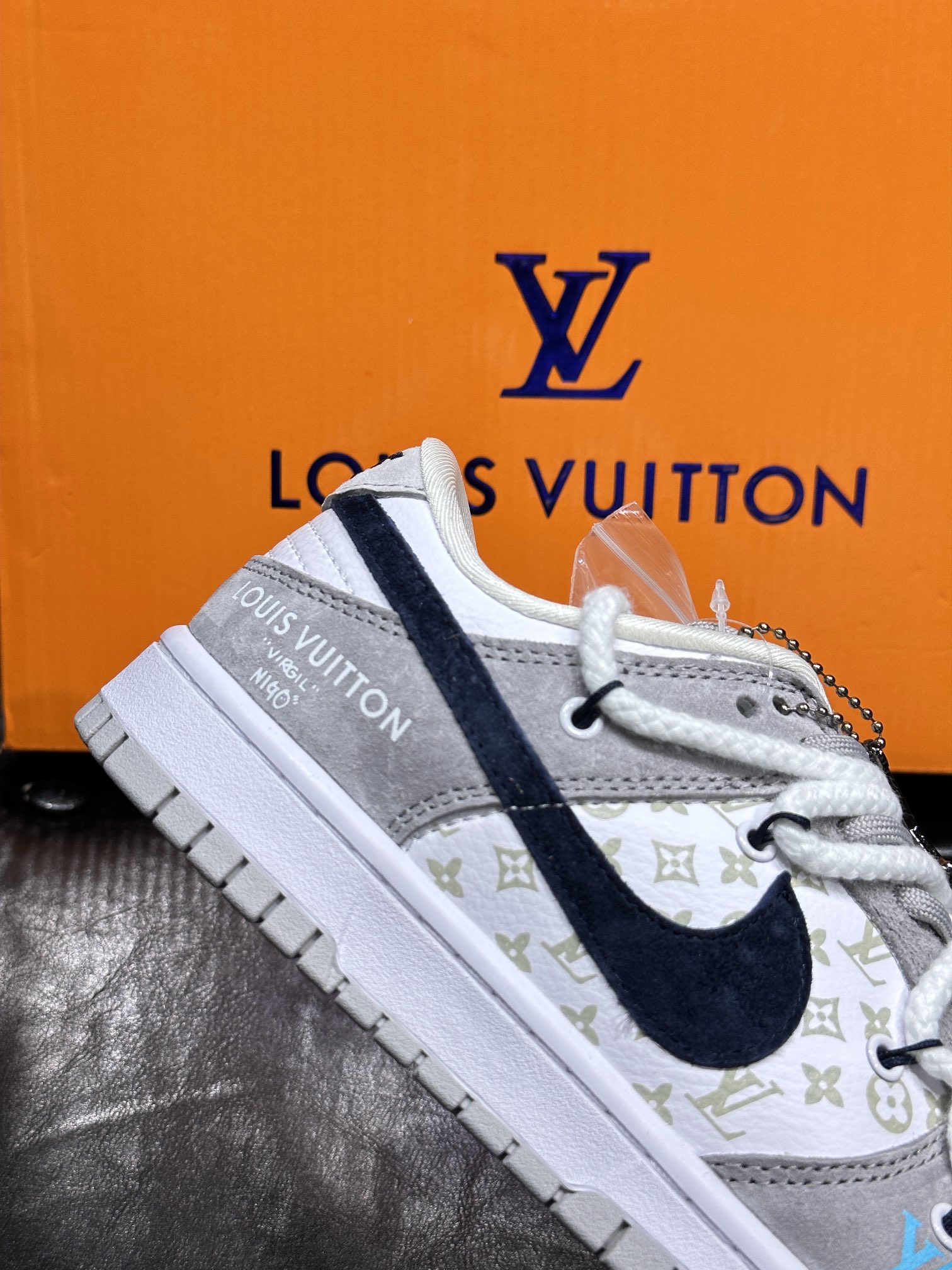 Nike Couple Basic Shoes L