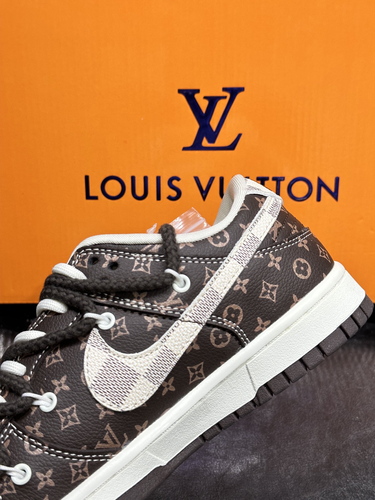 Nike Couple Basic Shoes L