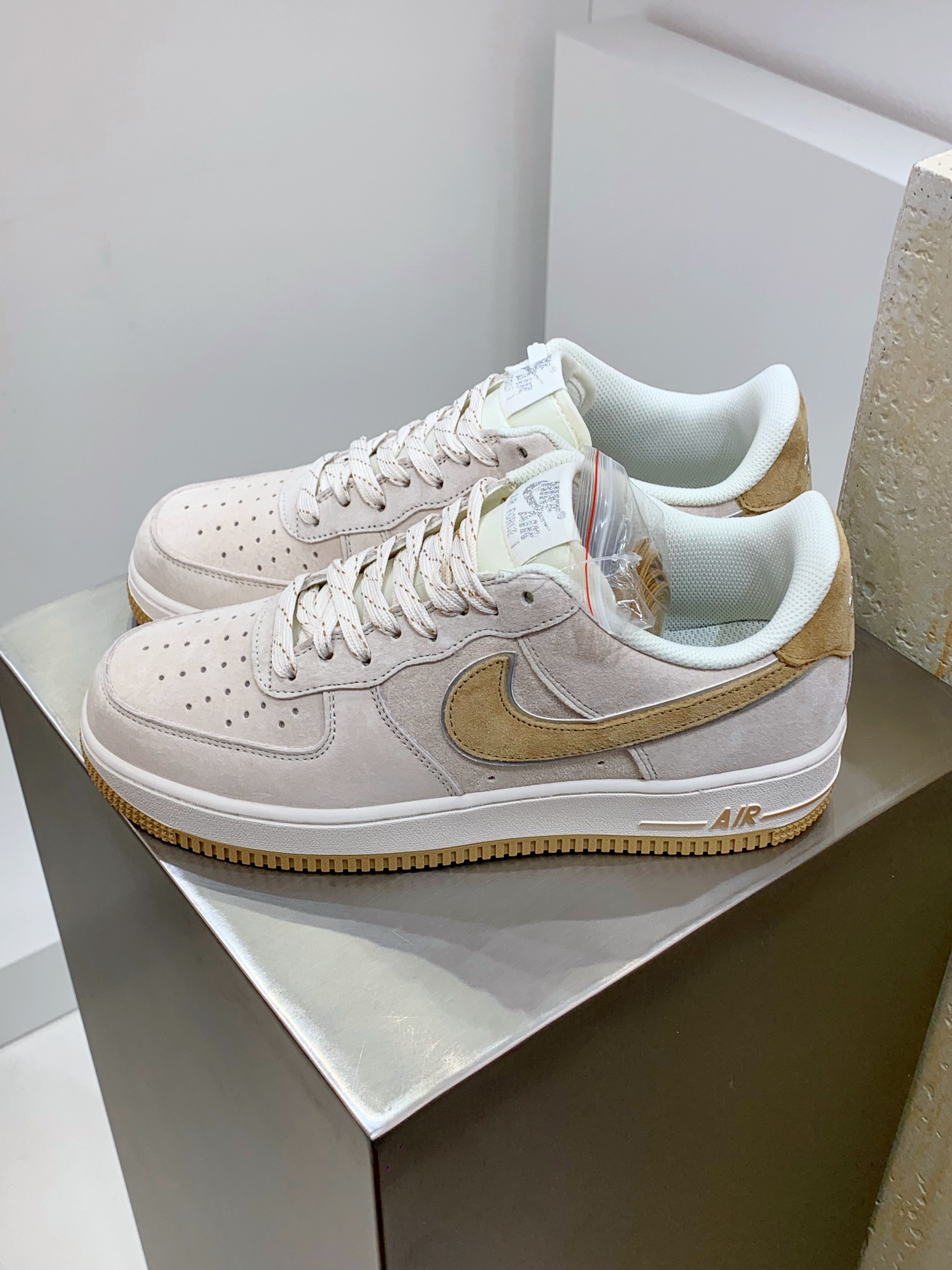 Nike Basic Shoes L-s