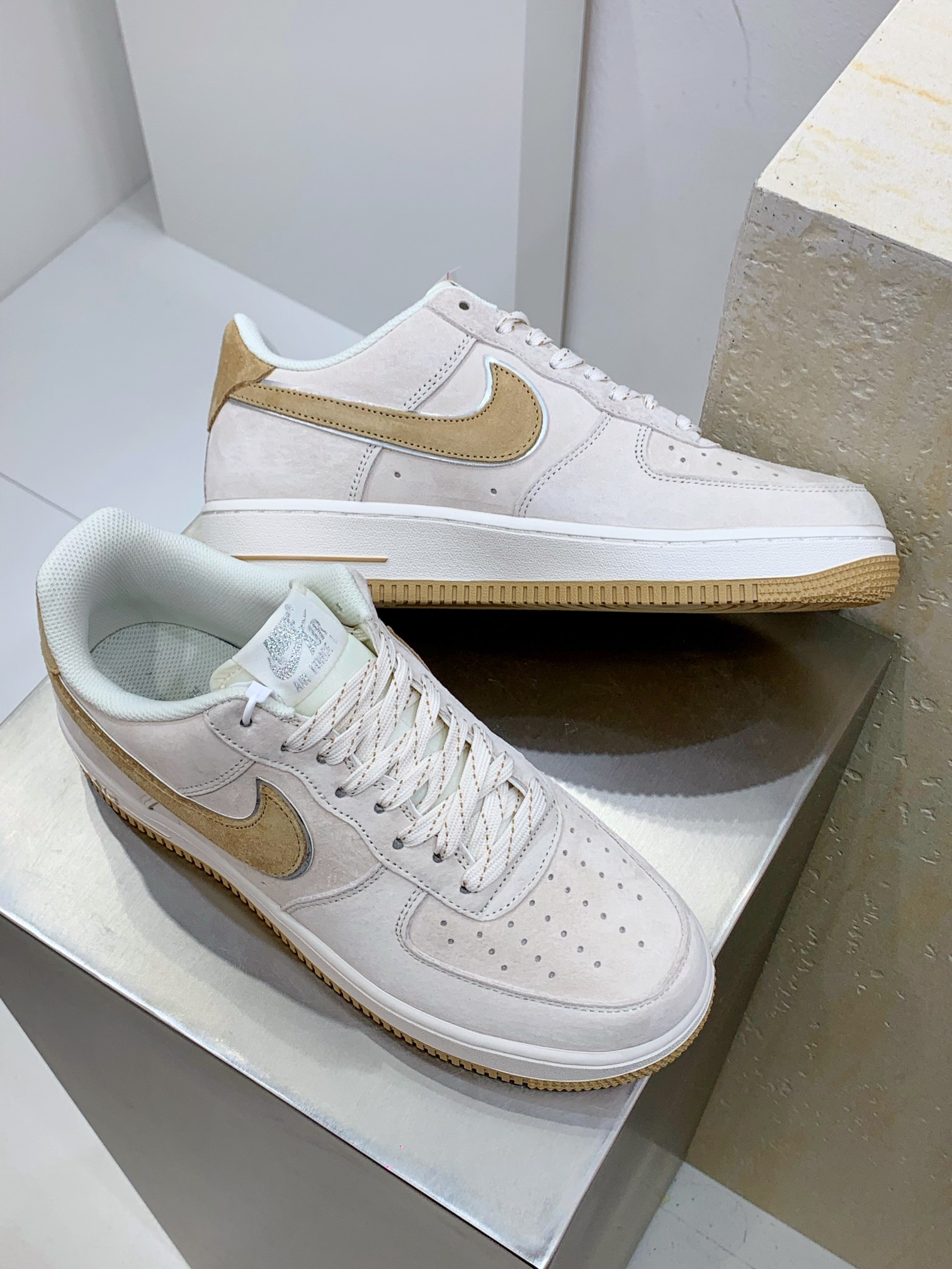 Nike Basic Shoes L-s